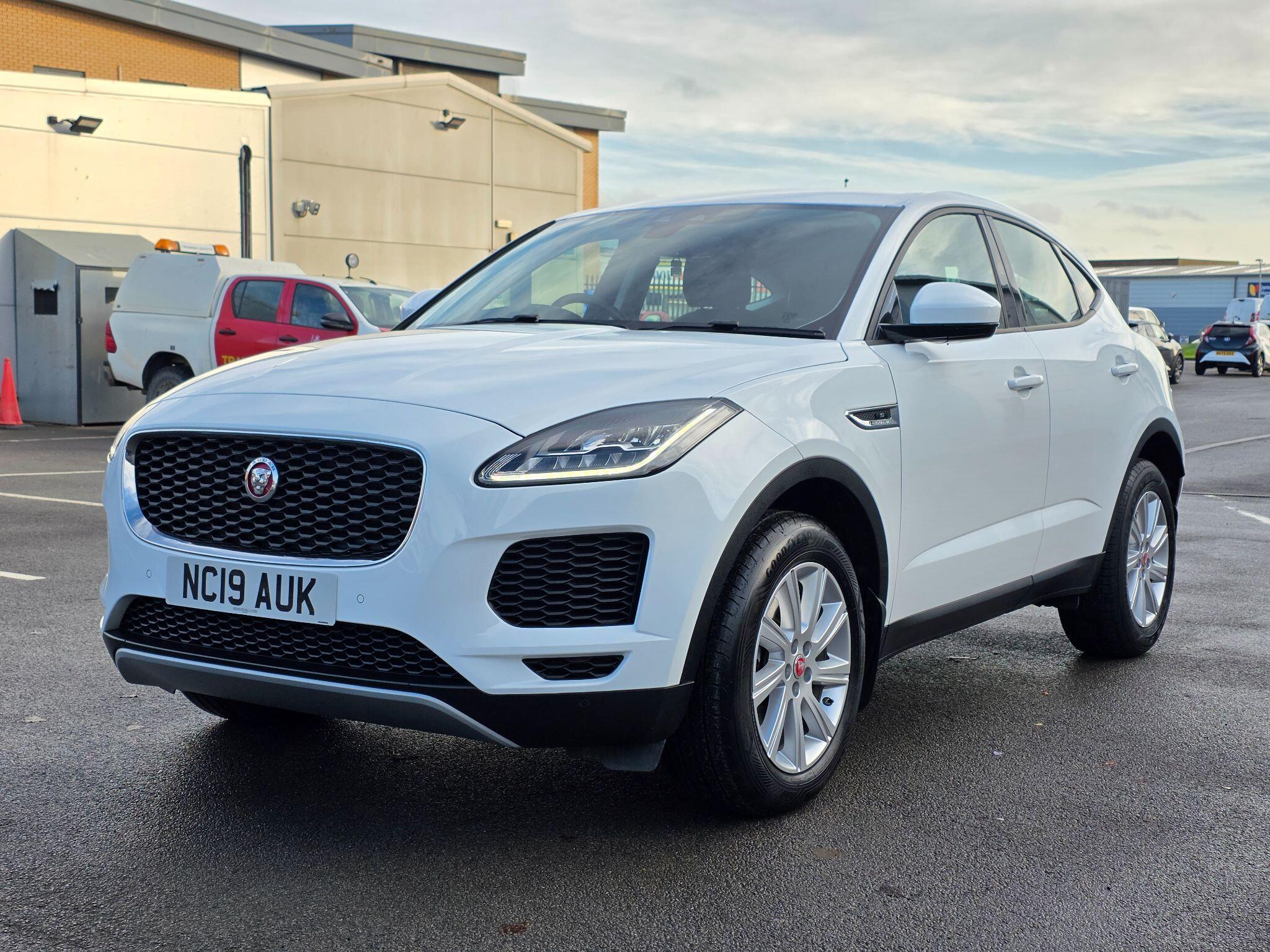 Jaguar E-Pace 2.0 D150 S Auto AWD Euro 6 (s/s) 5dr NC19AUK Image 3