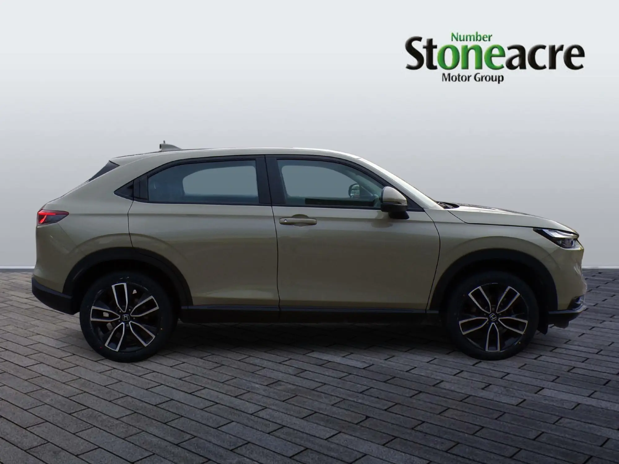 Honda HR-V Hybrid 1.5 h i-MMD Elegance CVT Euro 6 (s/s) 5dr FM24YJZ Image 2