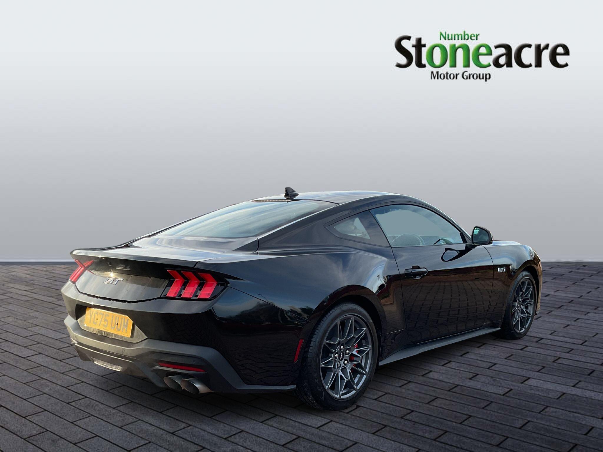 Ford Mustang 5.0 V8 GT SelShift Euro 6 2dr YC75UUM Image 3