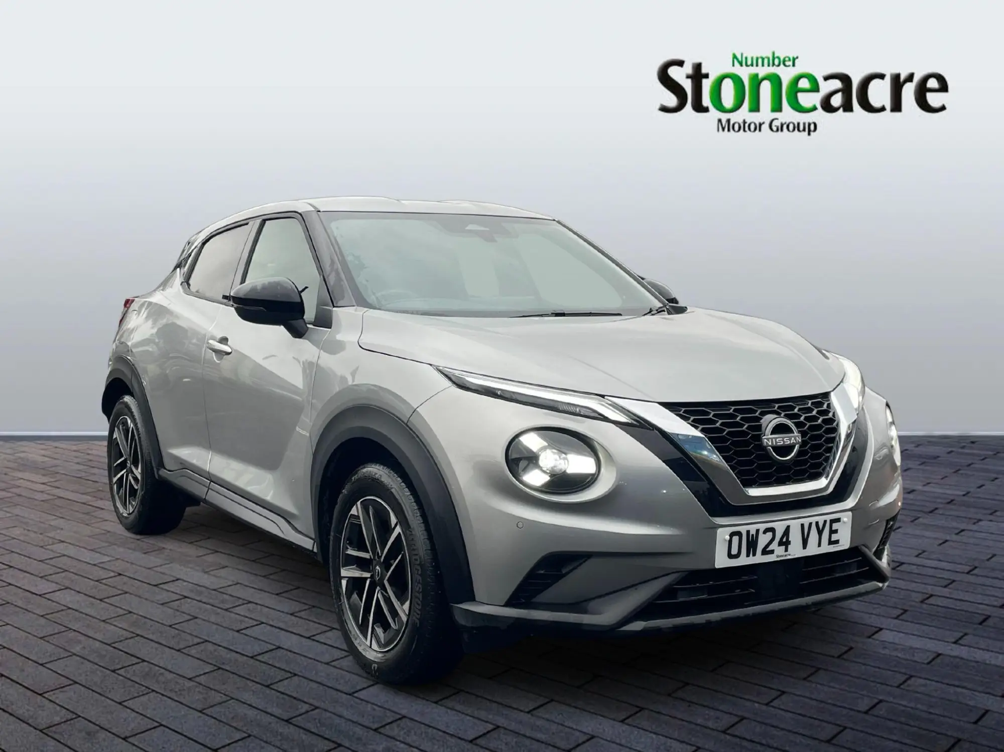 Nissan Juke 1.0 DIG-T N-Connecta DCT Auto Euro 6 (s/s) 5dr OW24VYE Image 1