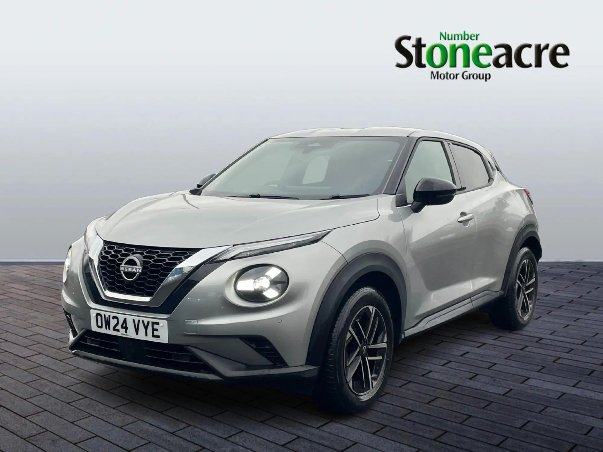 Nissan Juke 1.0 DIG-T N-Connecta DCT Auto Euro 6 (s/s) 5dr OW24VYE Image 3
