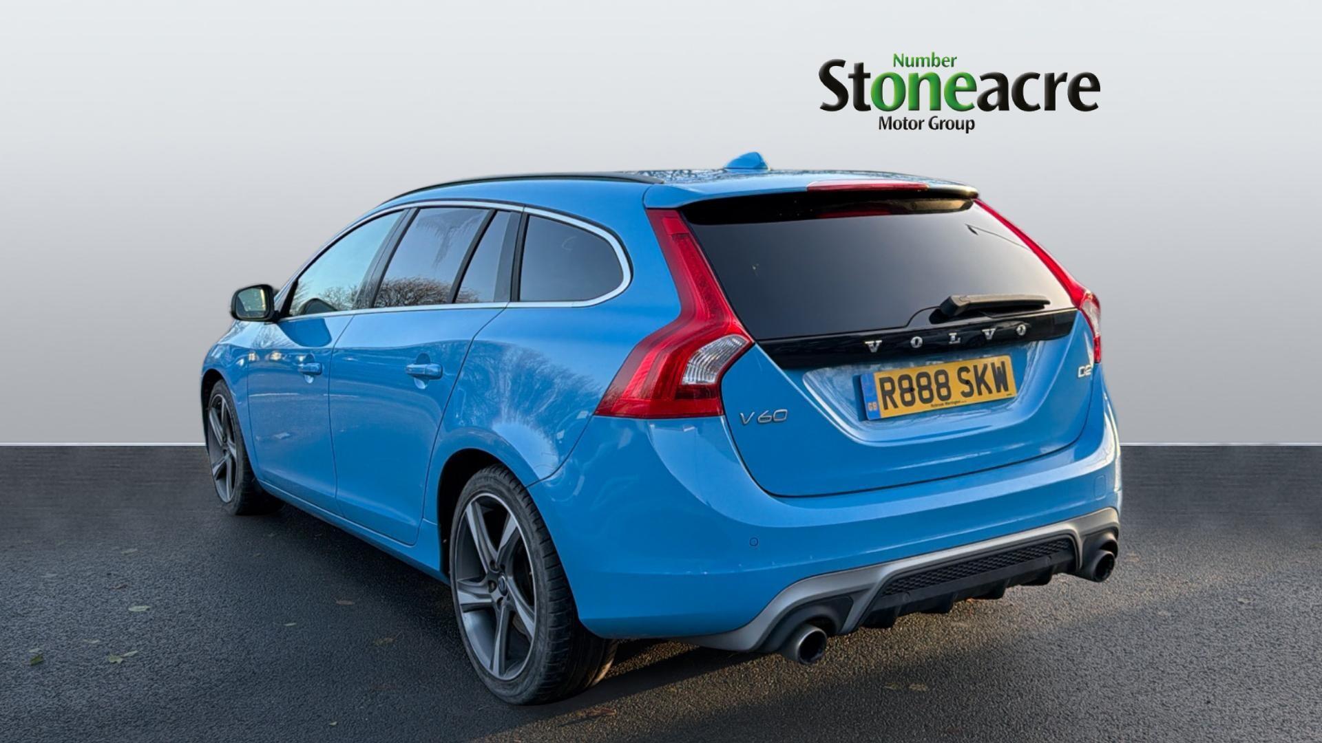 Volvo V60 1.6 D2 R-Design Nav Euro 5 (s/s) 5dr R888SKW Image 2
