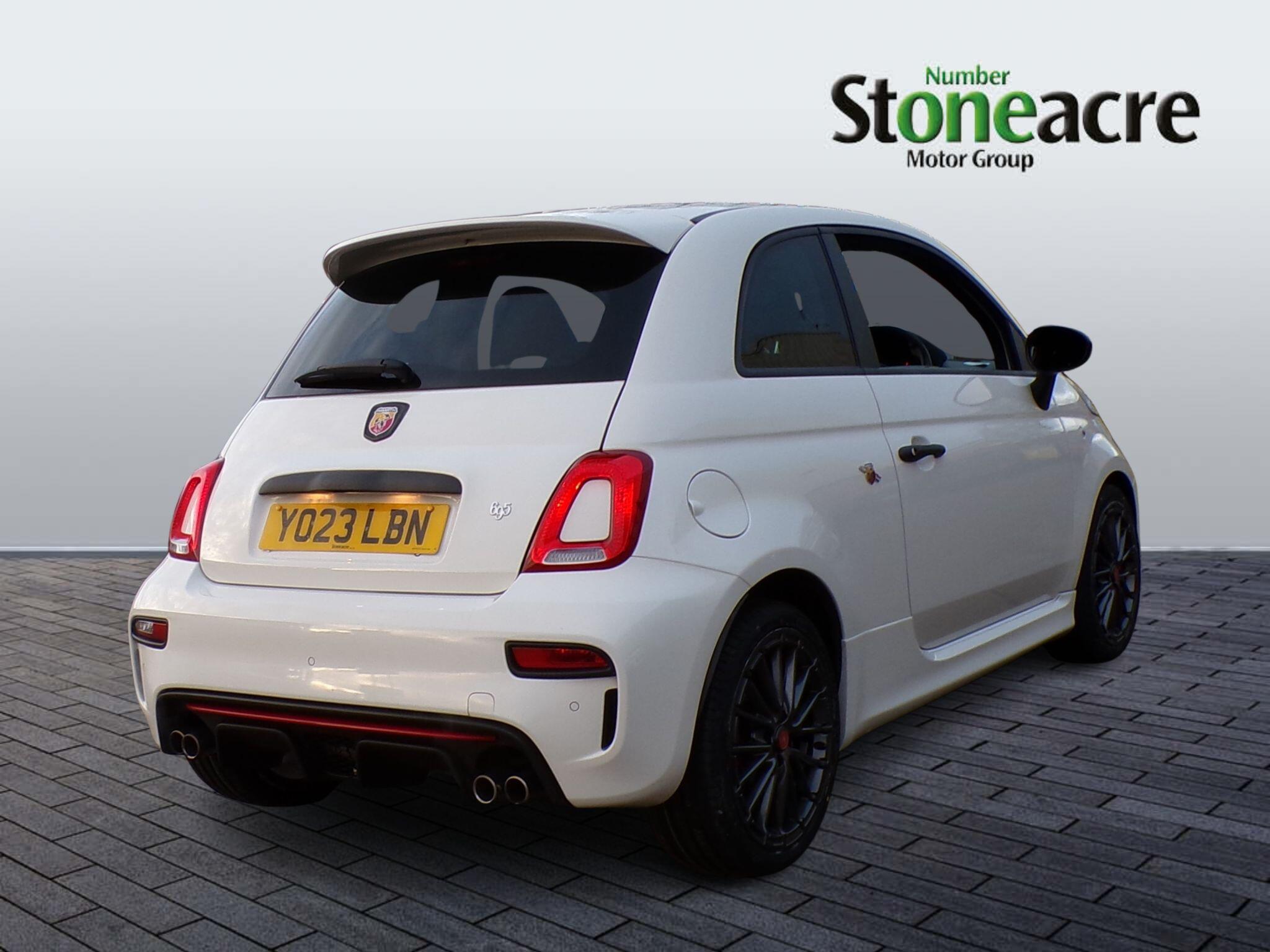 Abarth 695 1.4 T-Jet 180 3dr YO23LBN Image 3