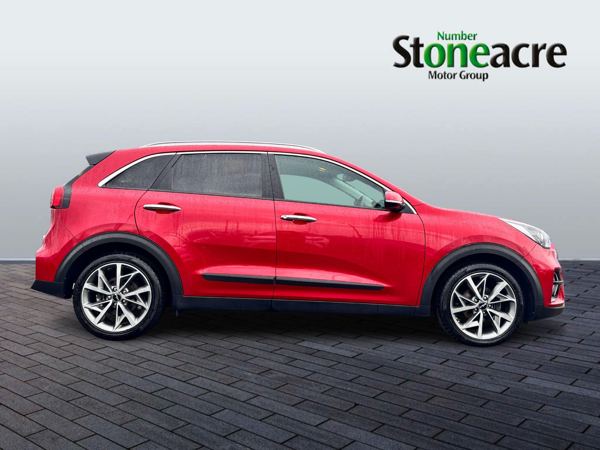 Kia Niro Hybrid 1.6 GDi Hybrid 3 5dr DCT YE22RBV Image 2