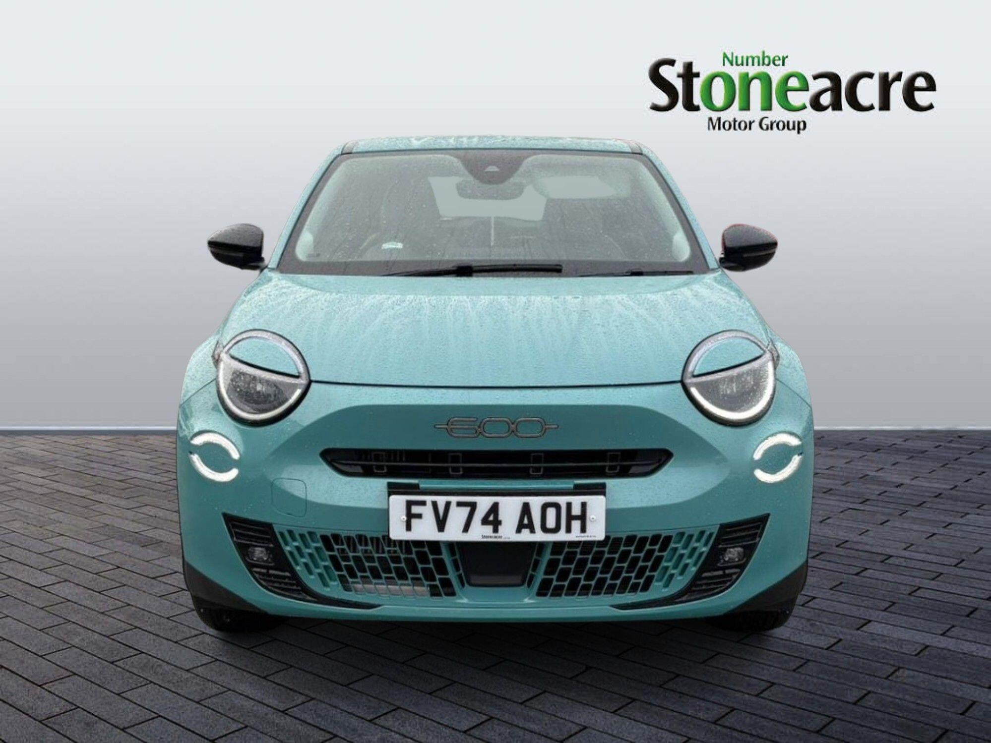 Fiat 600 1.2 MHEV e-DCT Euro 6 (s/s) 5dr FV74AOH Image 2