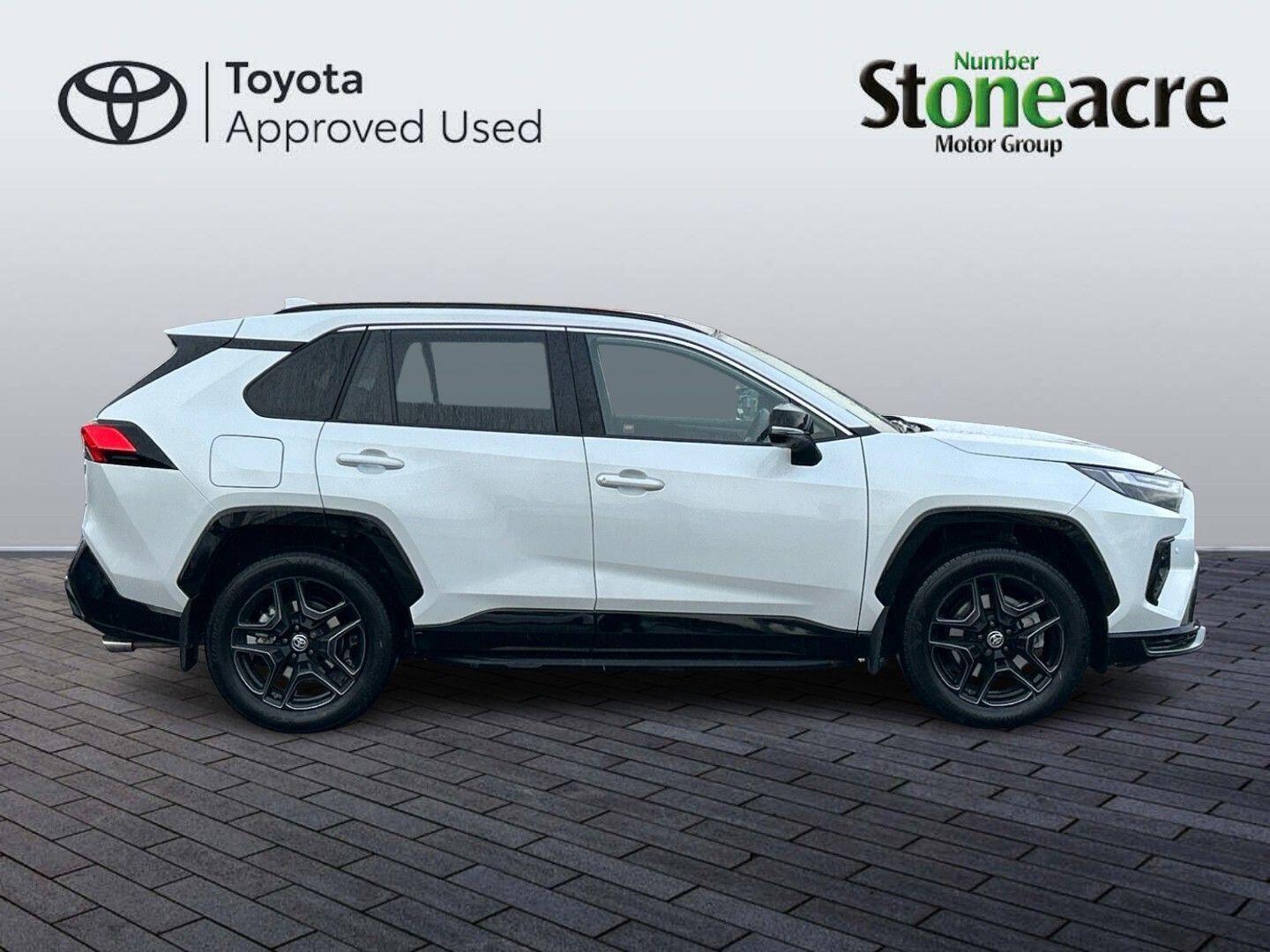 Toyota RAV4 Plug-in Hybrid 2.5 VVT-h 18.1 kWh GR SPORT CVT 4WD Euro 6 (s/s) 5dr NU75UMC Image 2