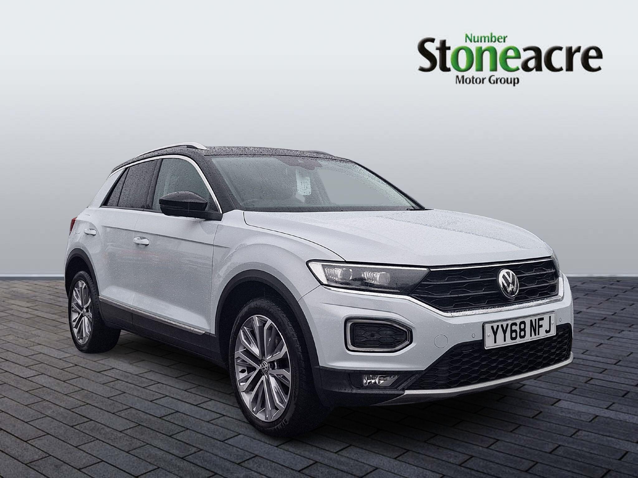Volkswagen T-Roc 1.5 TSI EVO SEL 5dr YY68NFJ Image 1