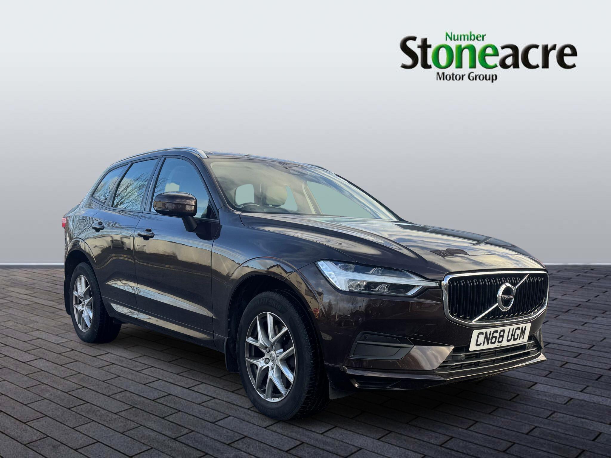 Volvo XC60 2.0 T5 Momentum Auto AWD Euro 6 (s/s) 5dr CN68UGM Image 1
