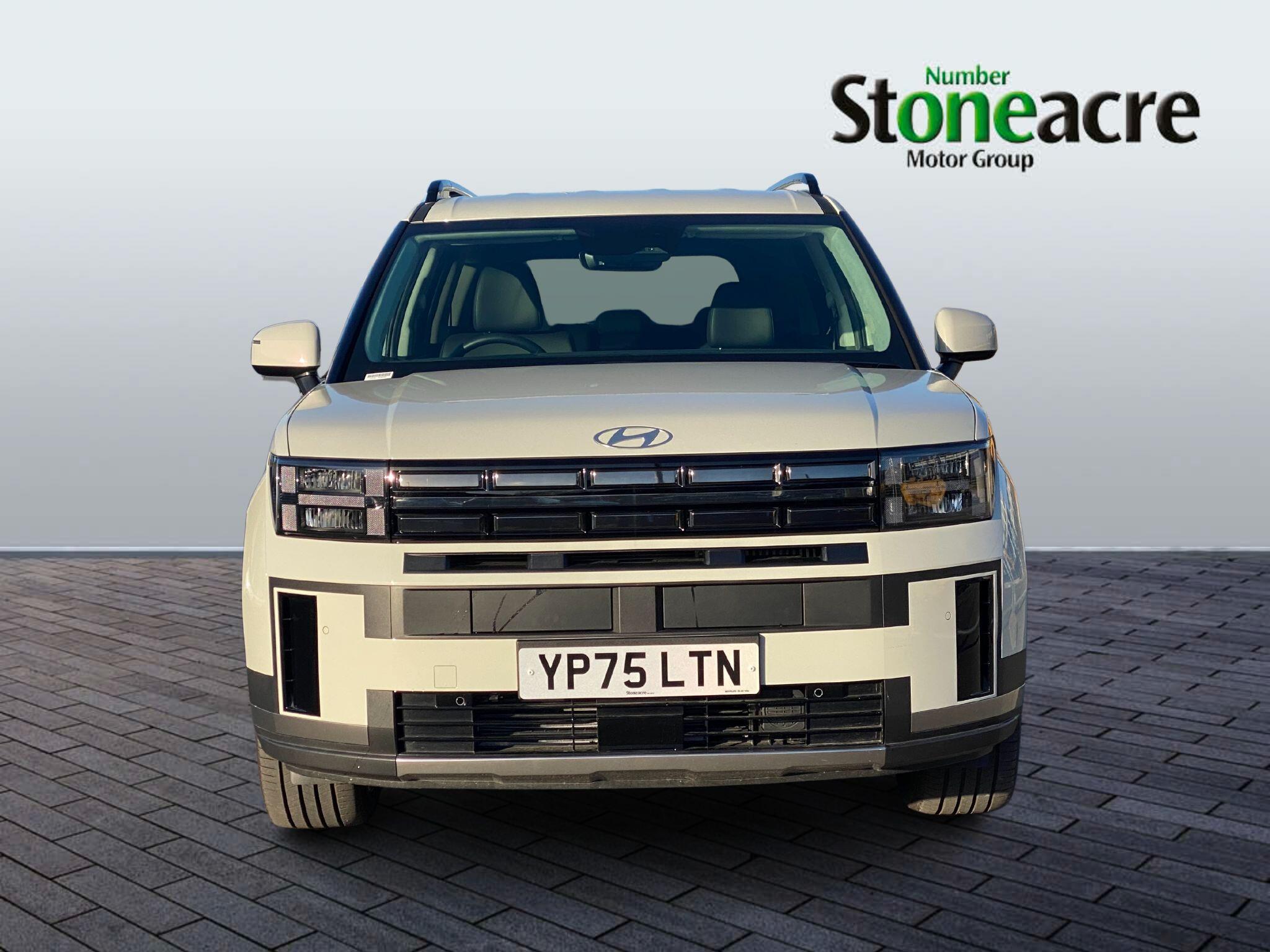 Hyundai SANTA FE 1.6 h T-GDi Premium Auto 4WD Euro 6 (s/s) 5dr YP75LTN Image 2