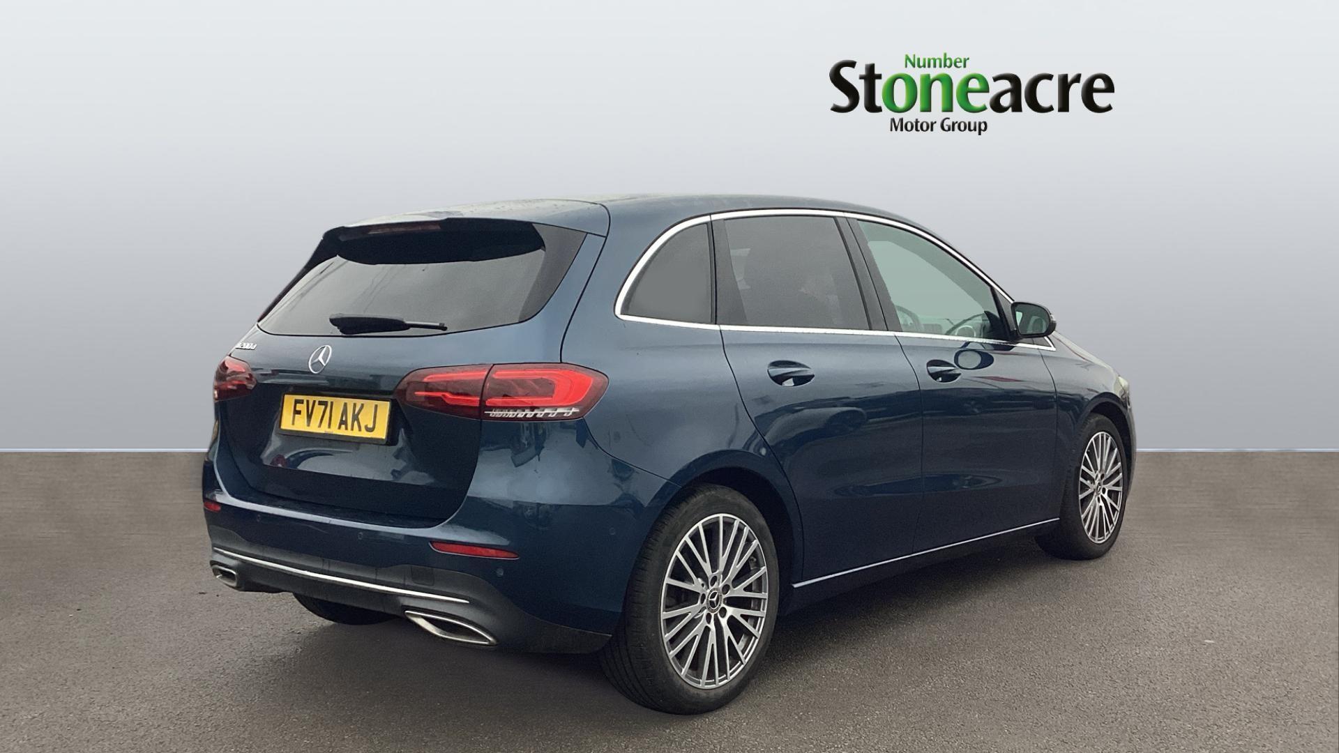 Mercedes-Benz B-Class 2.0 B200d Sport Executive Edition 8G-DCT Euro 6 (s/s) 5dr FV71AKJ Image 2