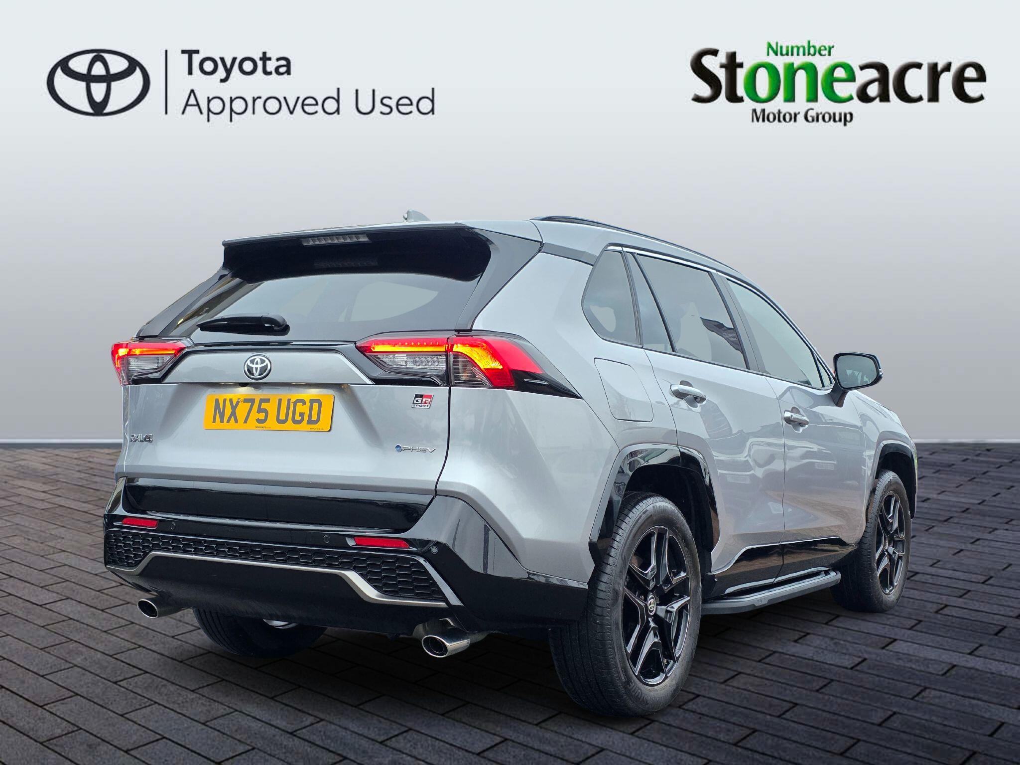 Toyota RAV4 Plug-in Hybrid 2.5 VVT-h 18.1 kWh GR SPORT CVT 4WD Euro 6 (s/s) 5dr NX75UGD Image 2