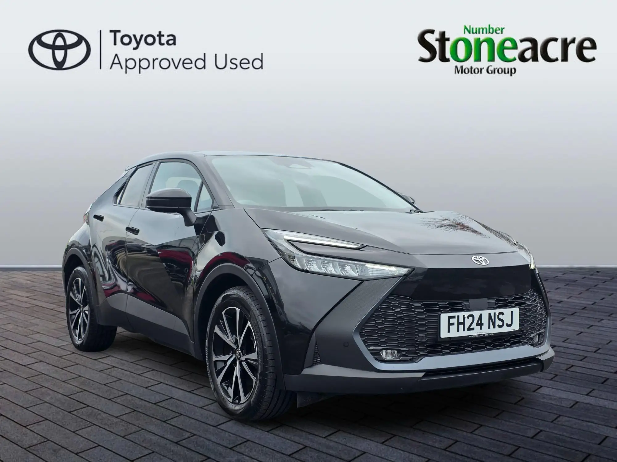 Toyota C-HR Plug-in Hybrid 2.0 VVT-h 13.6 kWh Design CVT Euro 6 (s/s) 5dr FH24NSJ Image 1