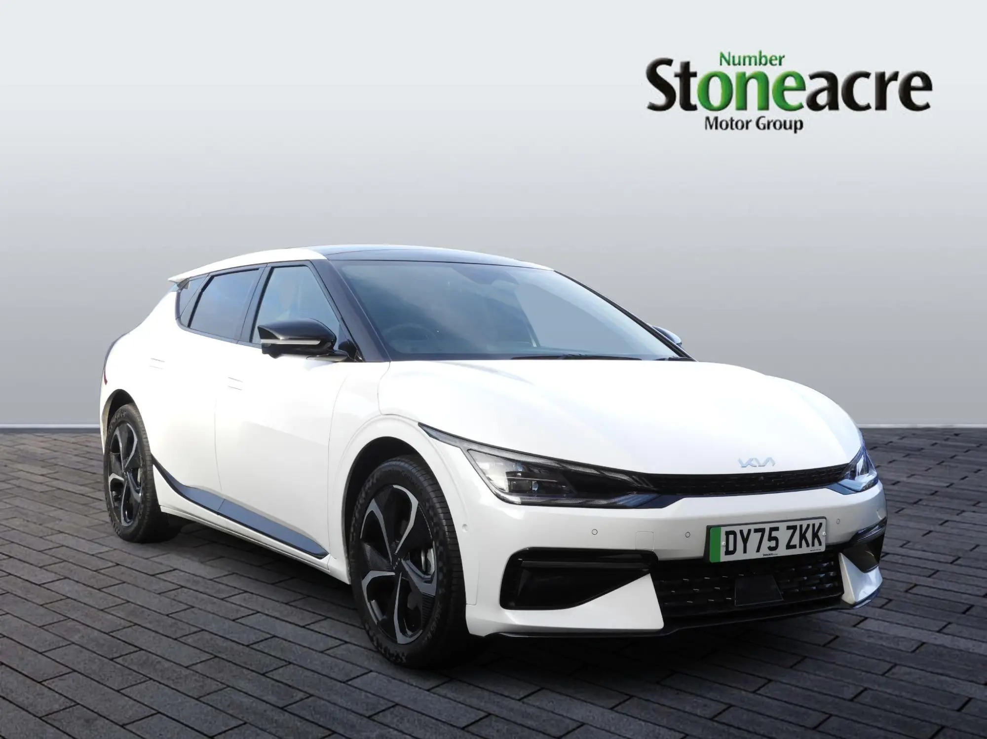 Kia EV6 77.4kWh GT-Line S Auto 5dr DY75ZKK Image 1