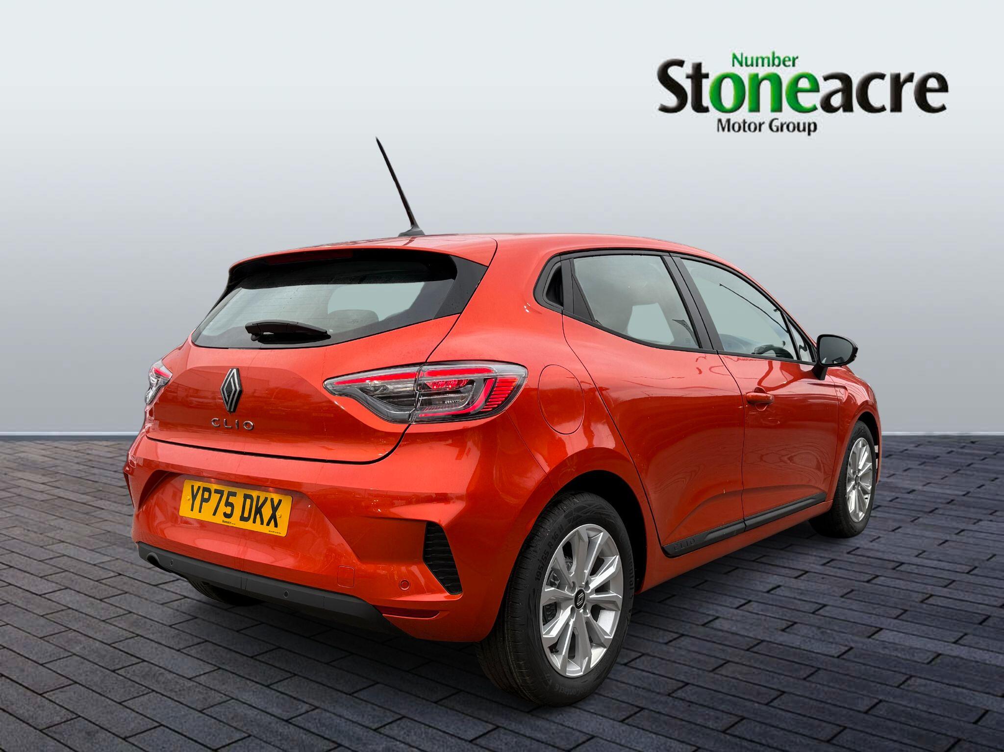 Renault Clio 1.0 TCe 90 Evolution 5dr YP75DKX Image 3