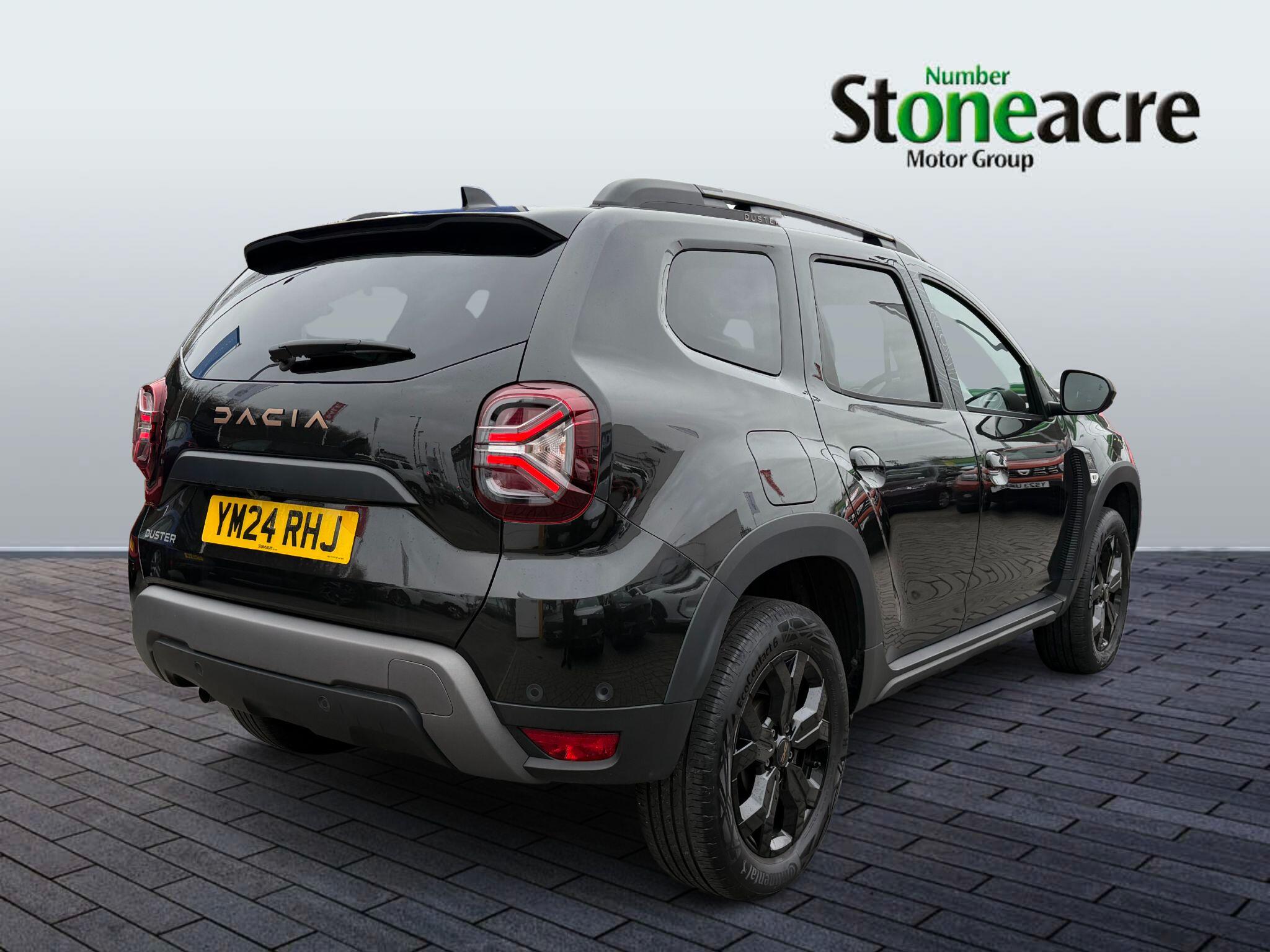 Dacia Duster 1.3 TCe EXTREME Euro 6 (s/s) 5dr YM24RHJ Image 3
