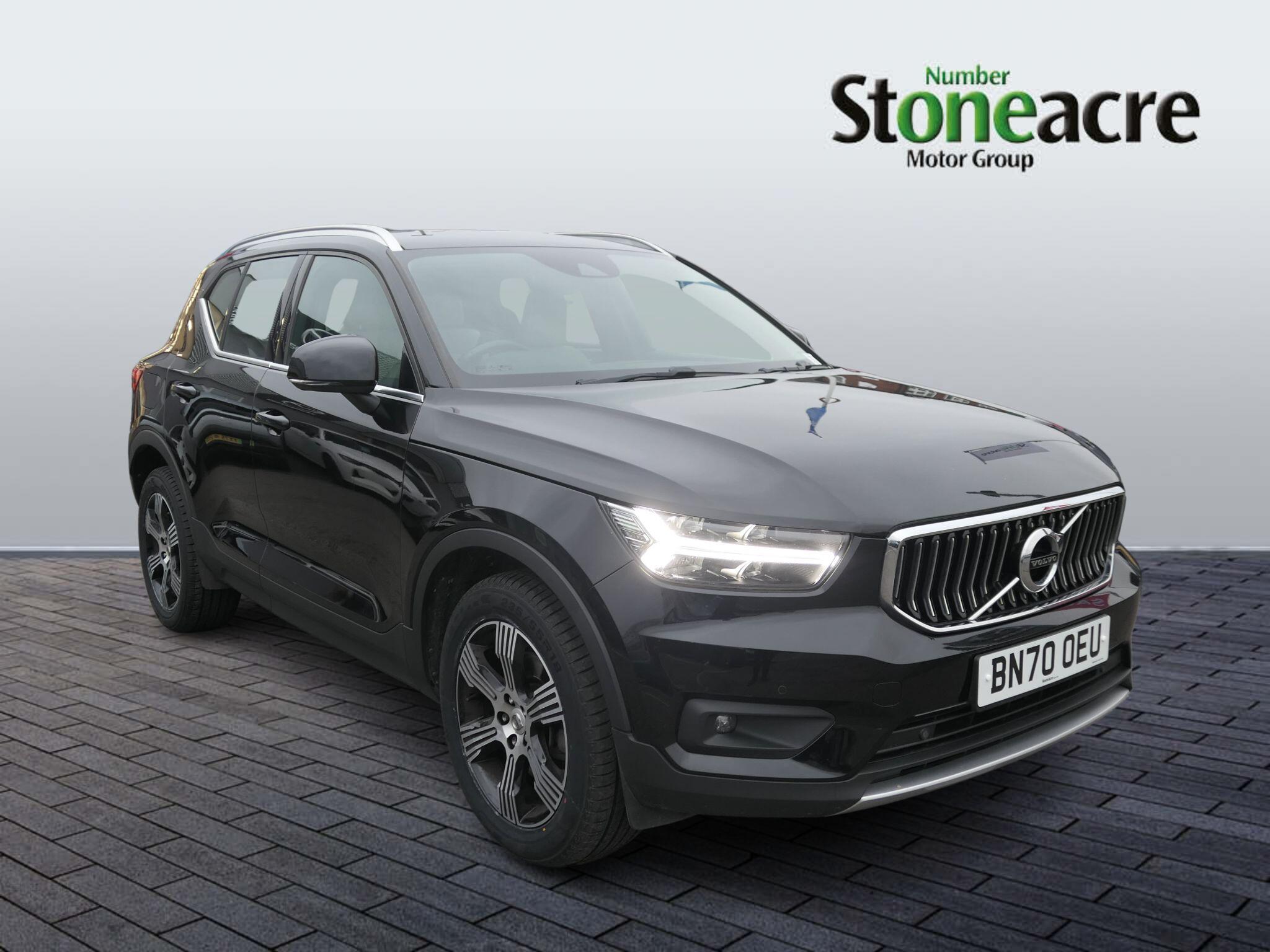 Volvo XC40 Inscription, B4 mild hybrid BN70OEU Image 2