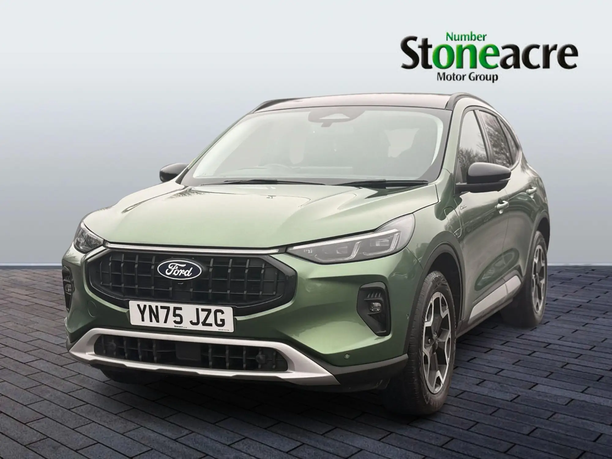 Ford Kuga Plug-in Hybrid 2.5 EcoBoost Duratec 14.4kWh Active CVT Euro 6 (s/s) 5dr YN75JZG Image 3