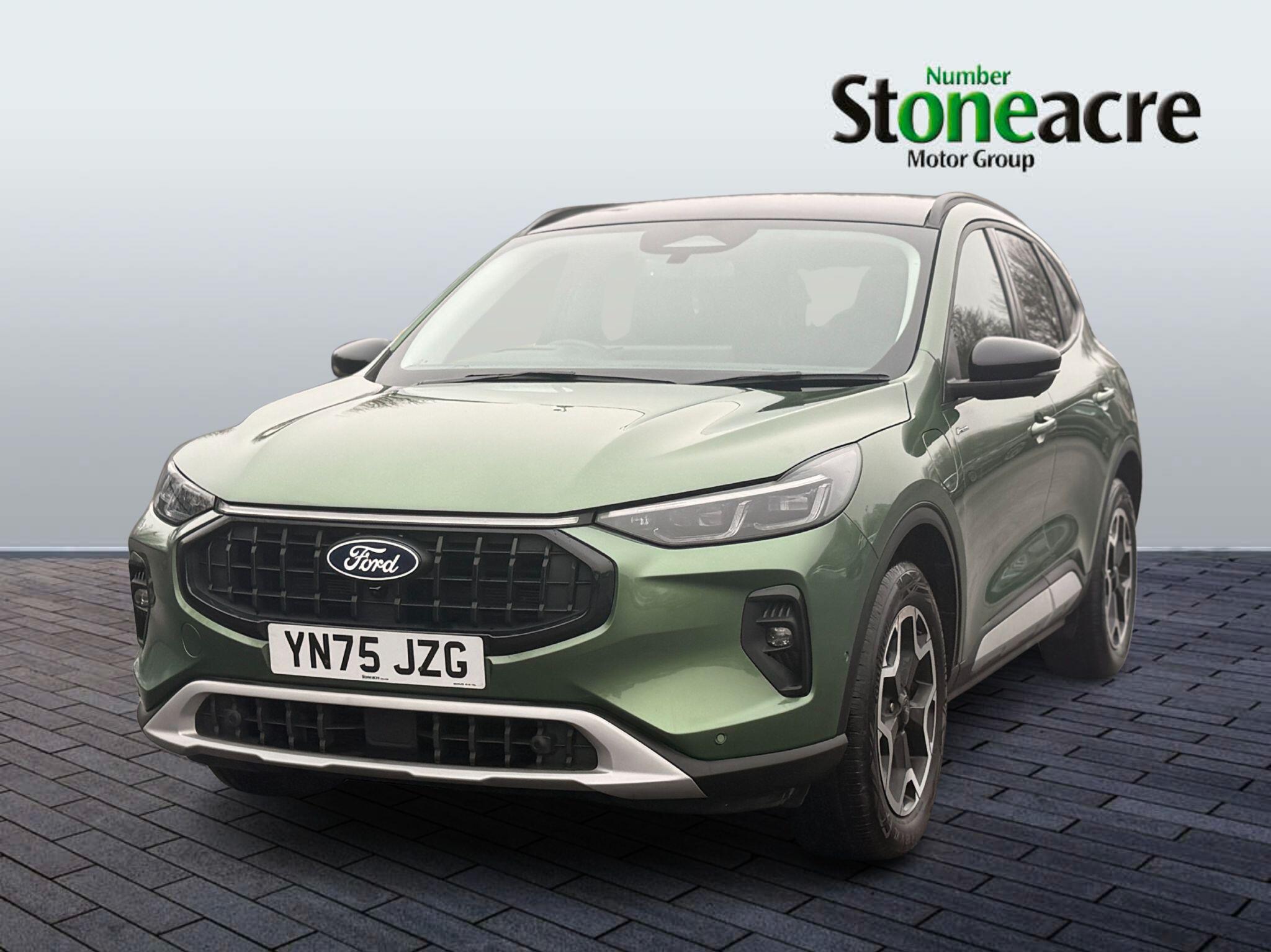 Ford Kuga Plug-in Hybrid 2.5 EcoBoost Duratec 14.4kWh Active CVT Euro 6 (s/s) 5dr YN75JZG Image 3