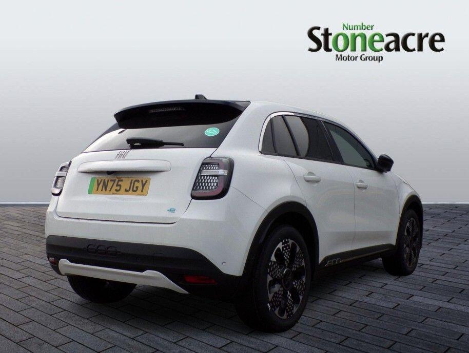 Fiat 600e New Fiat 600e La Prima 54kwh 154hp FJ75KCK Image 3