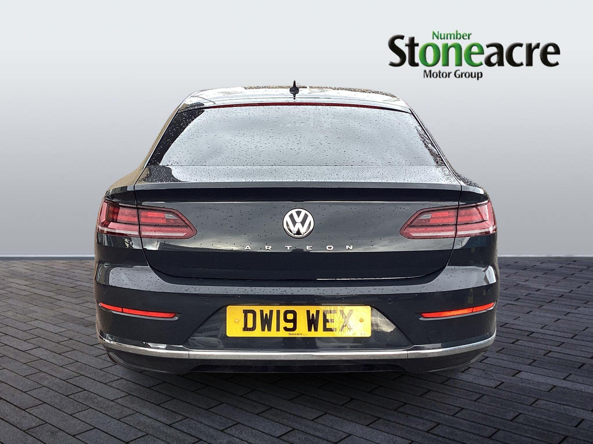 Volkswagen Arteon 1.5 TSI EVO Elegance Fastback DSG Euro 6 (s/s) 5dr DW19WEX Image 3