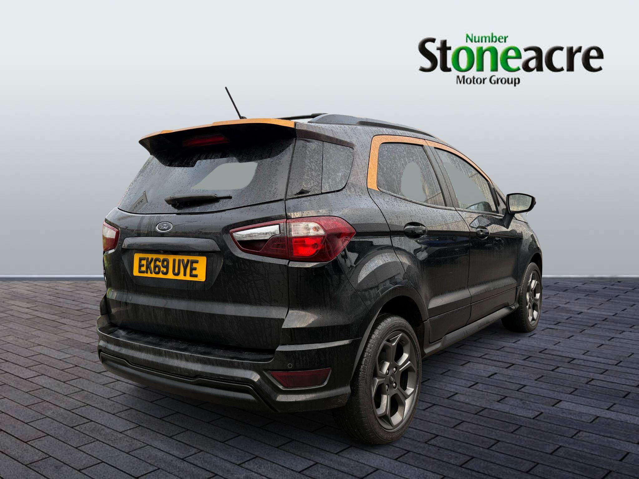 Ford EcoSport 1.0T EcoBoost ST-Line Euro 6 (s/s) 5dr EK69UYE Image 3