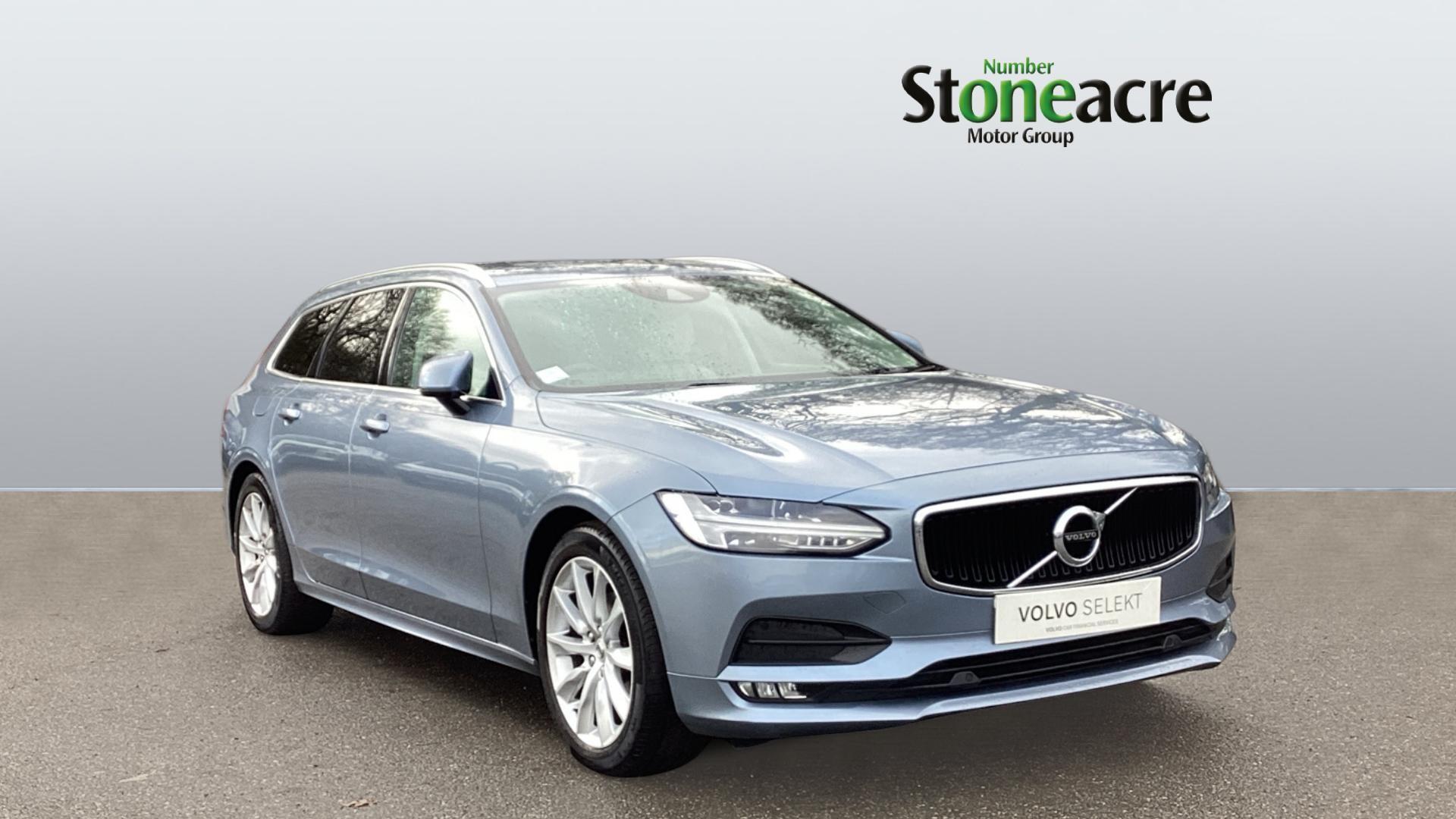Volvo V90 2.0 T4 Momentum Plus 5dr Geartronic LS20ZZU Image 1