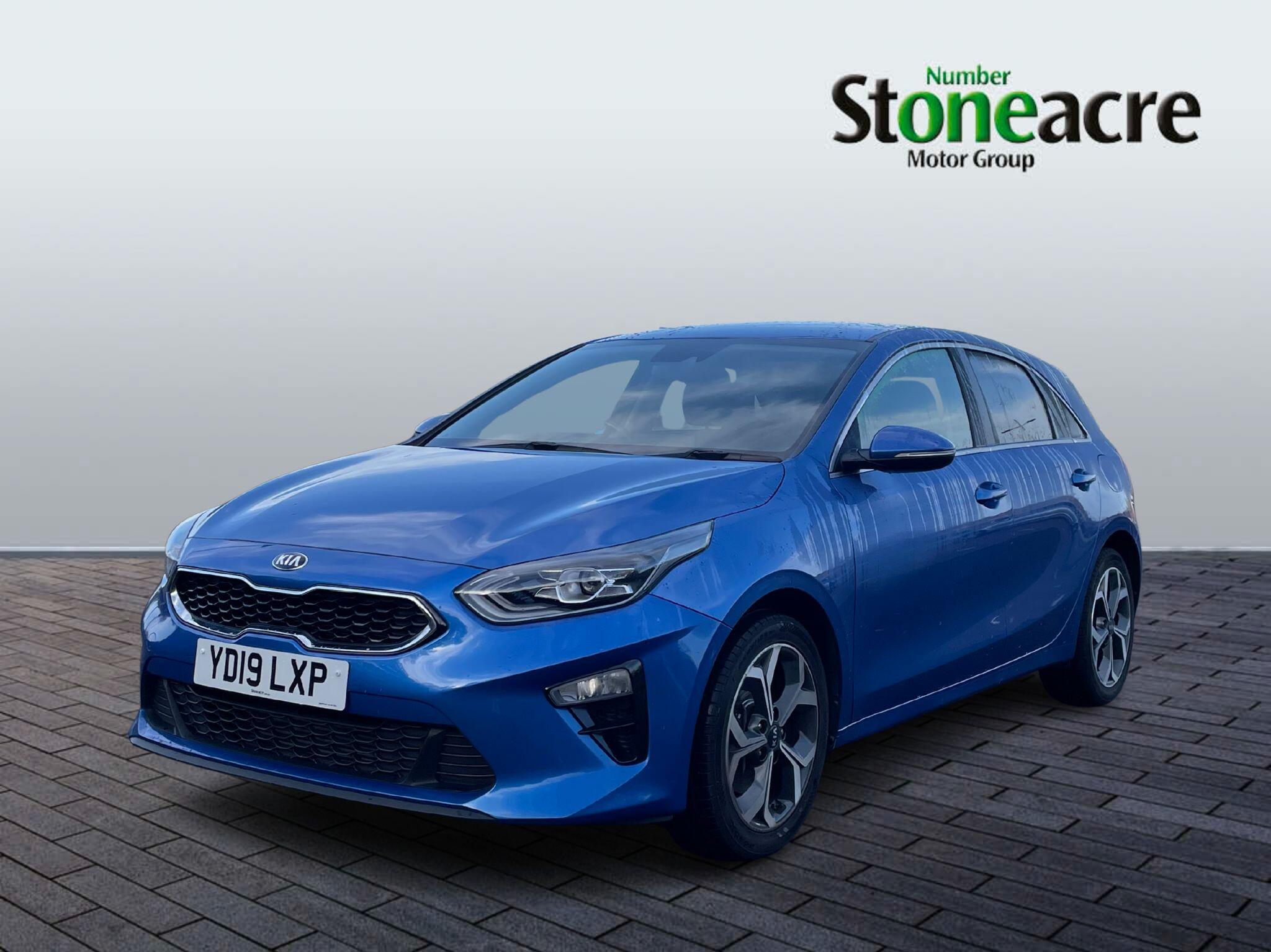 Kia Ceed 1.4 T-GDi Blue Edition Hatchback 5dr Petrol Manual Euro 6 (s/s) (138 bhp) YD19LXP Image 3