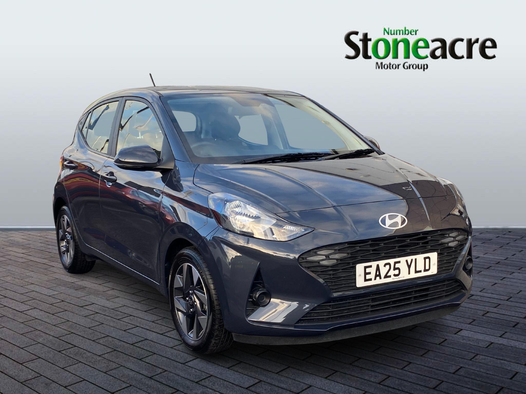 Hyundai i10 1.0 Advance Auto Euro 6 (s/s) 5dr EA25YLD Image 1