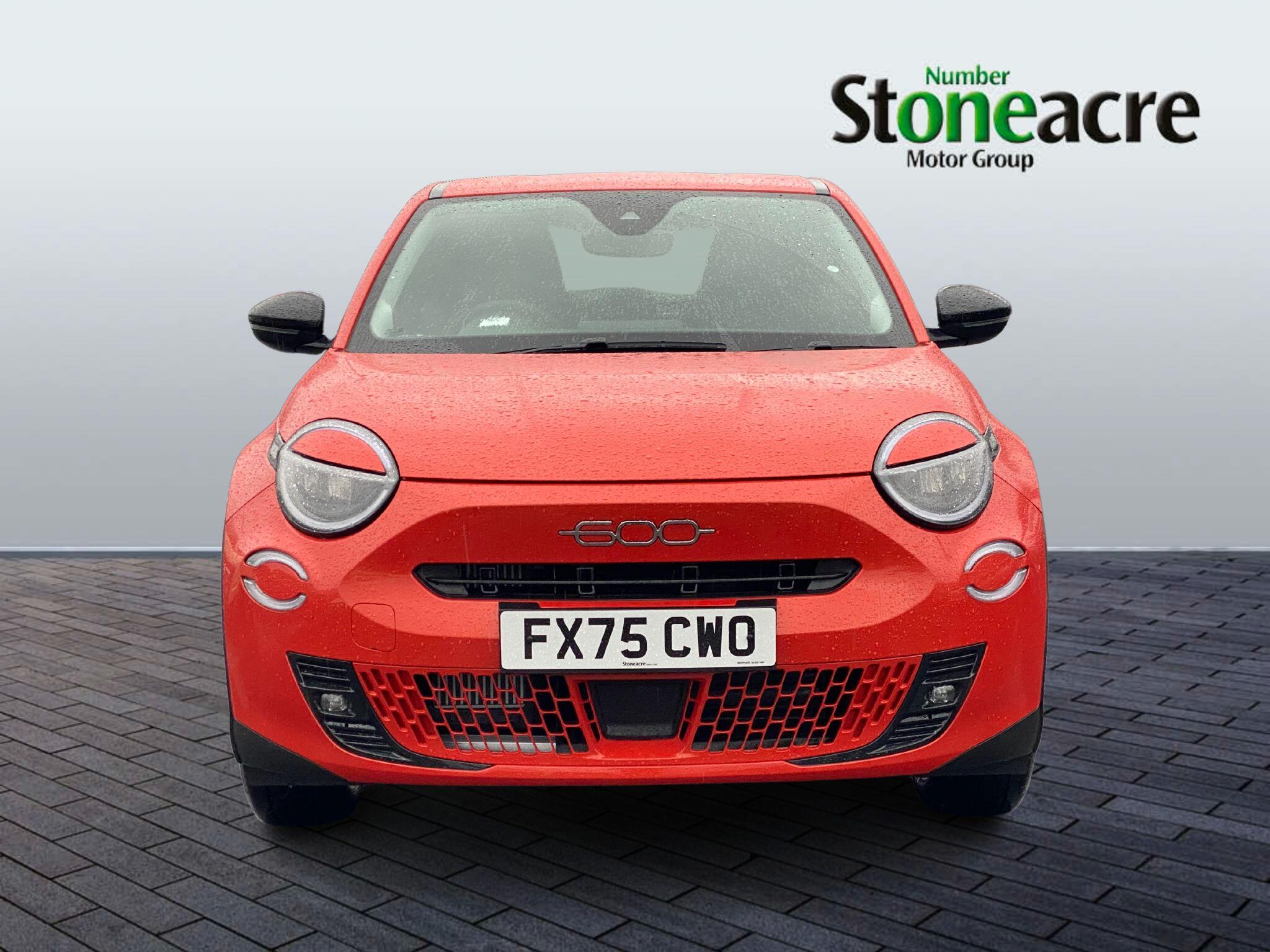 Fiat 600 1.2 MHEV e-DCT Euro 6 (s/s) 5dr FX75CWO Image 2