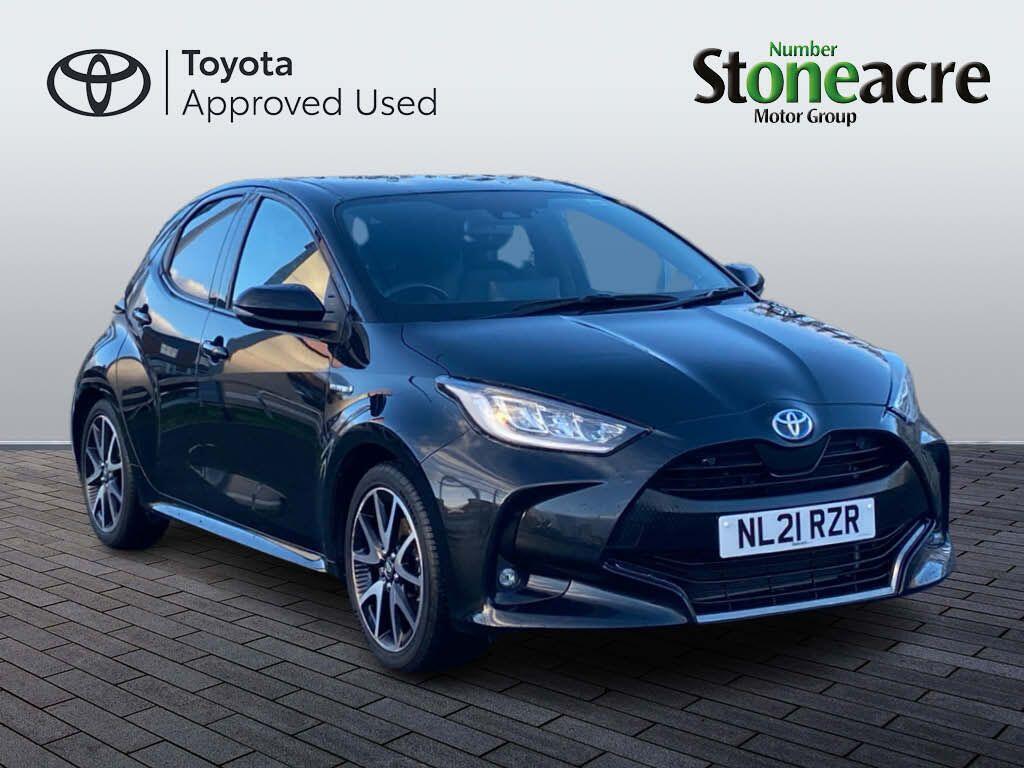Toyota Yaris 1.5 Hybrid Dynamic 5dr CVT NL21RZR Image 1