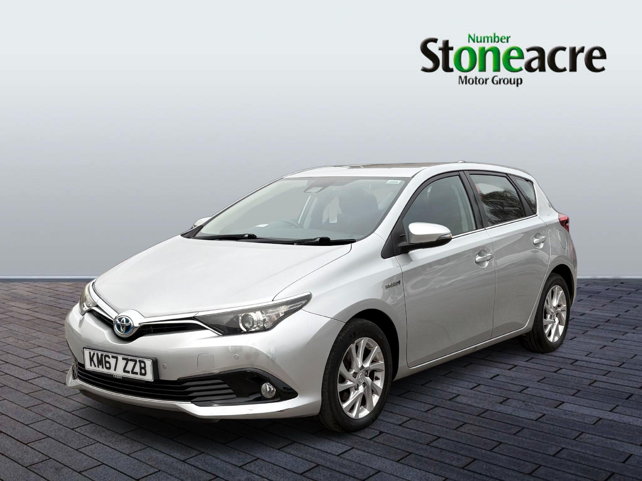 Toyota Auris 1.8 VVT-h Business Edition CVT Euro 6 (s/s) 5dr (Safety Sense) KM67ZZB Image 3