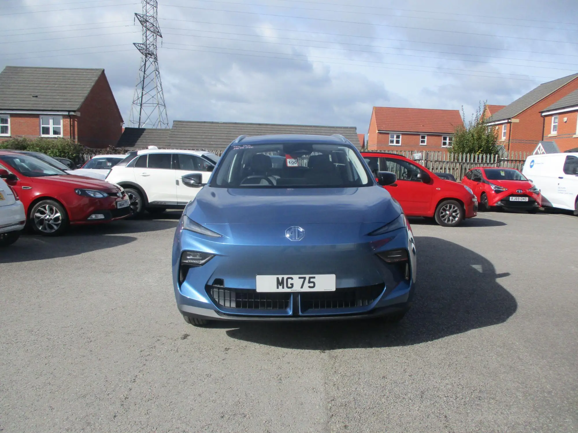 MG S5 EV 64kWh SE Long Range Auto 5dr FP75DVU Image 3