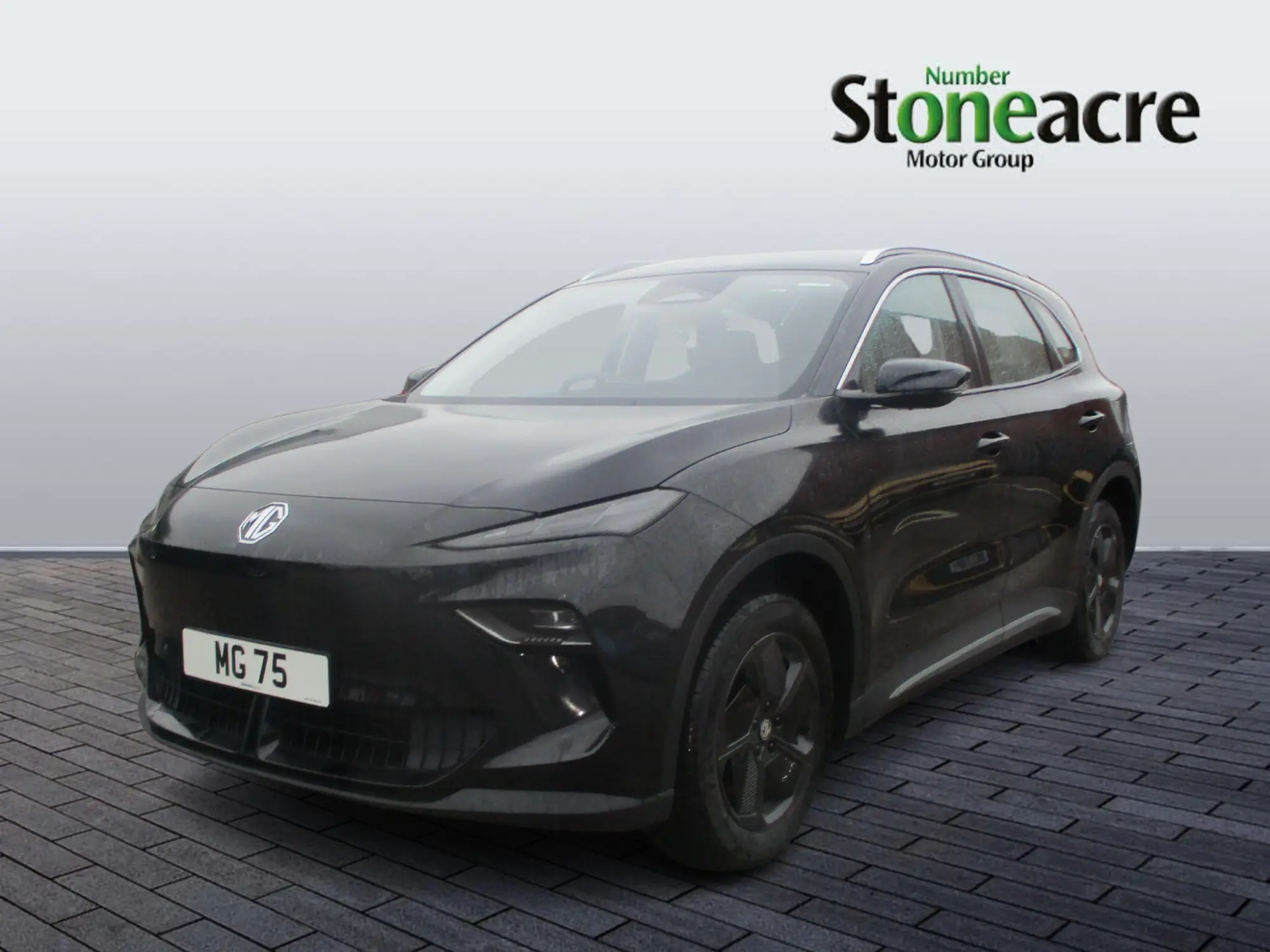 MG S5 EV 64kWh SE Long Range Auto 5dr FH75AFO Image 3