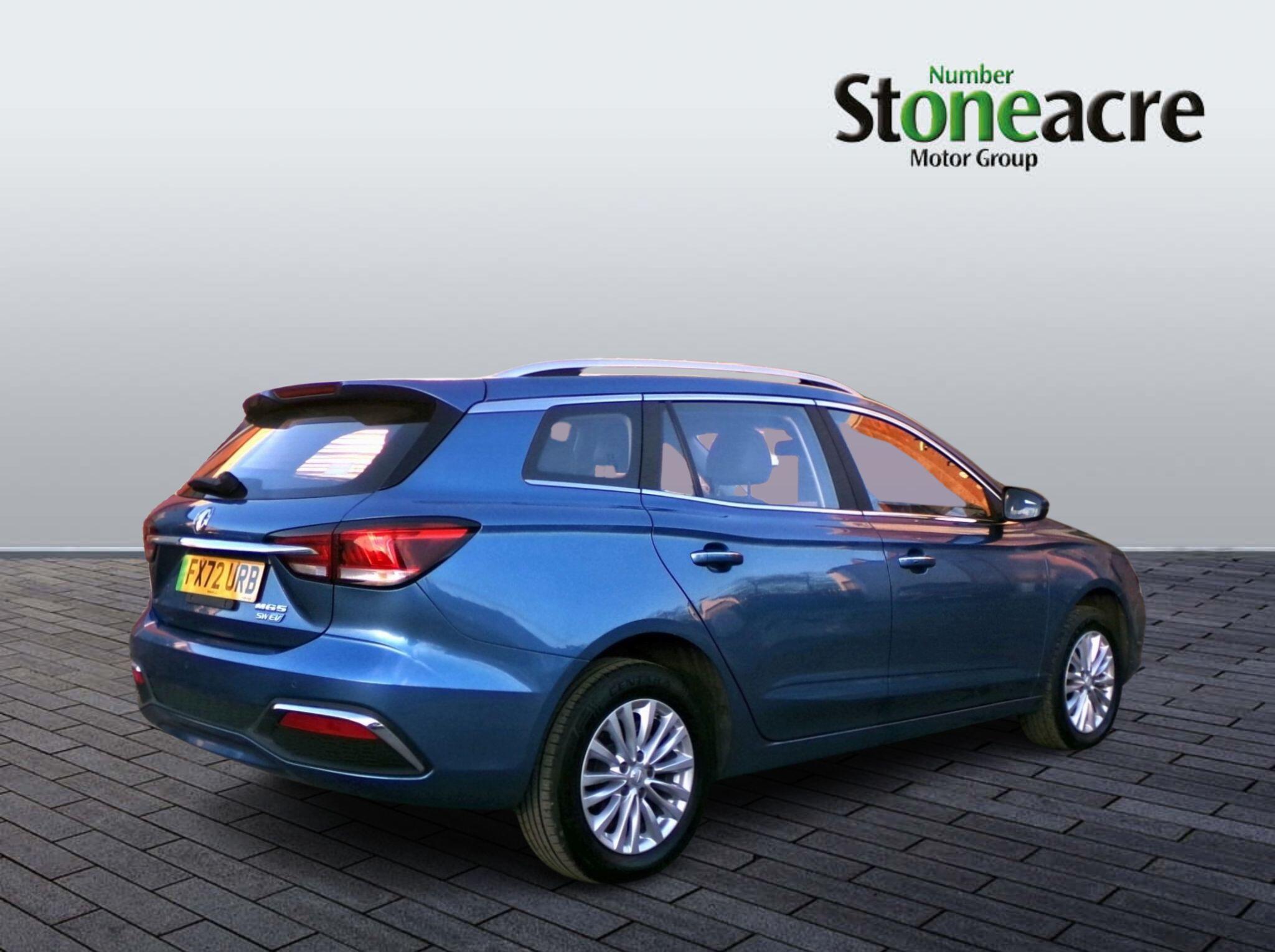 MG 5 EV 115kW Exclusive EV 61kWh 5dr Auto FX72URB Image 2