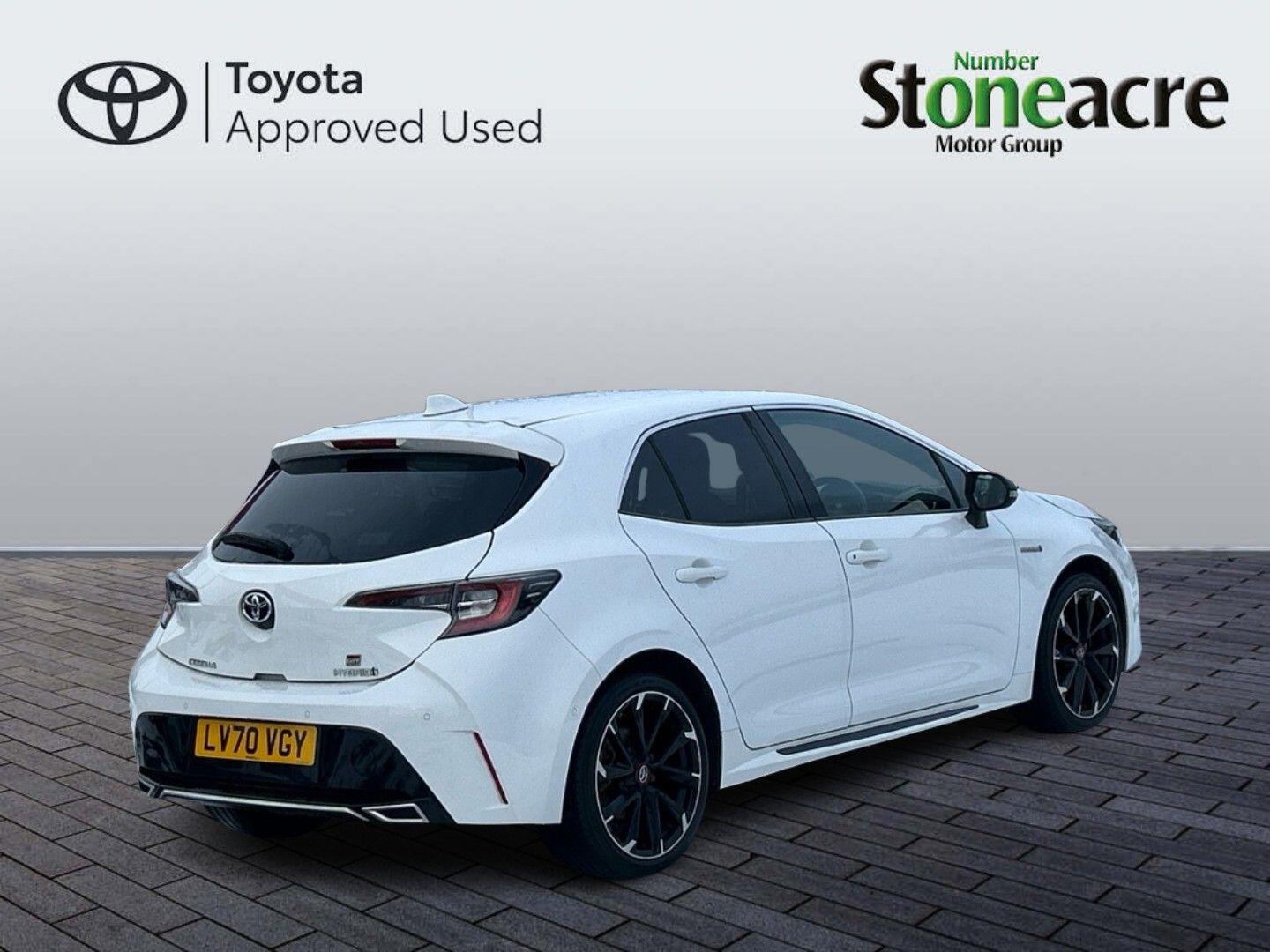 Toyota Corolla Hatchback 1.8 VVT-h GR SPORT CVT Euro 6 (s/s) 5dr LV70VGY Image 3