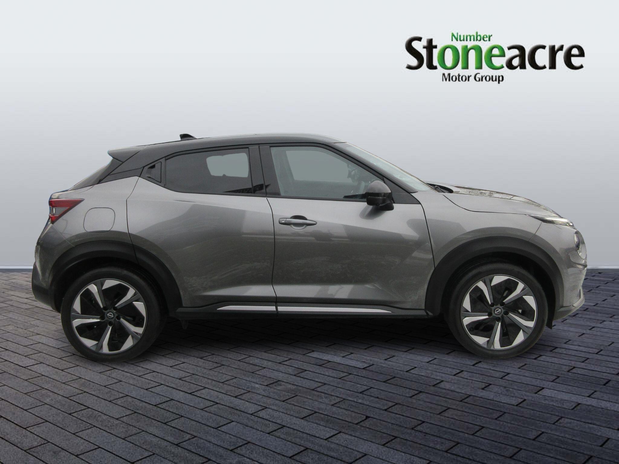 Nissan Juke 1.6 Tekna+ Auto Euro 6 5dr FY75HZH Image 2