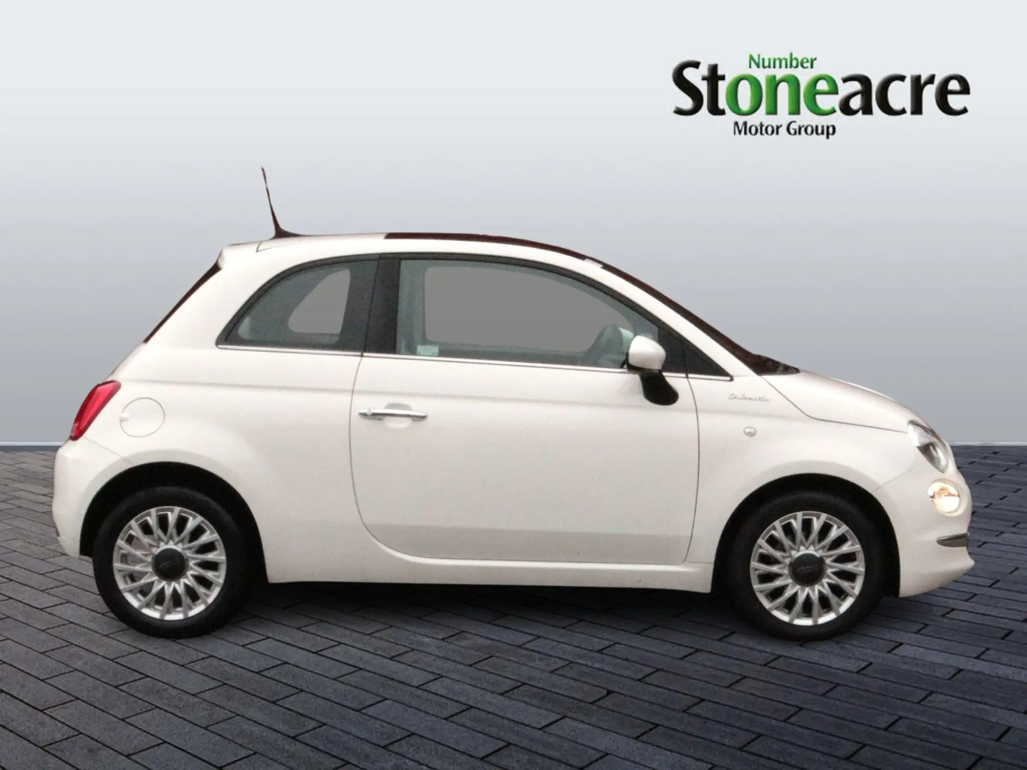 Fiat 500 1.0 Mild Hybrid Dolcevita [Part Leather] 3dr MX22XEW Image 2