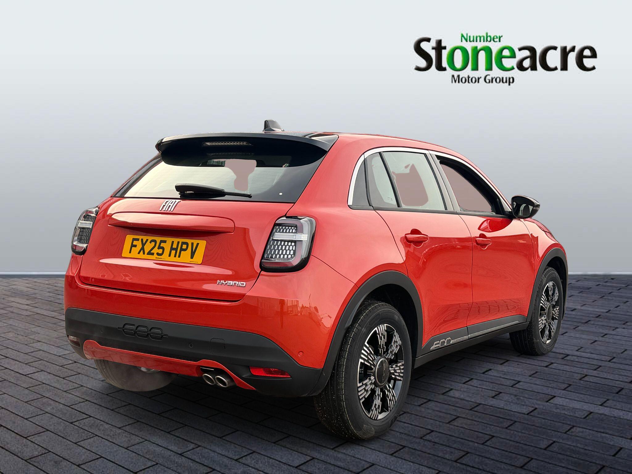 Fiat 600 1.2 MHEV e-DCT Euro 6 (s/s) 5dr FX25HPV Image 3