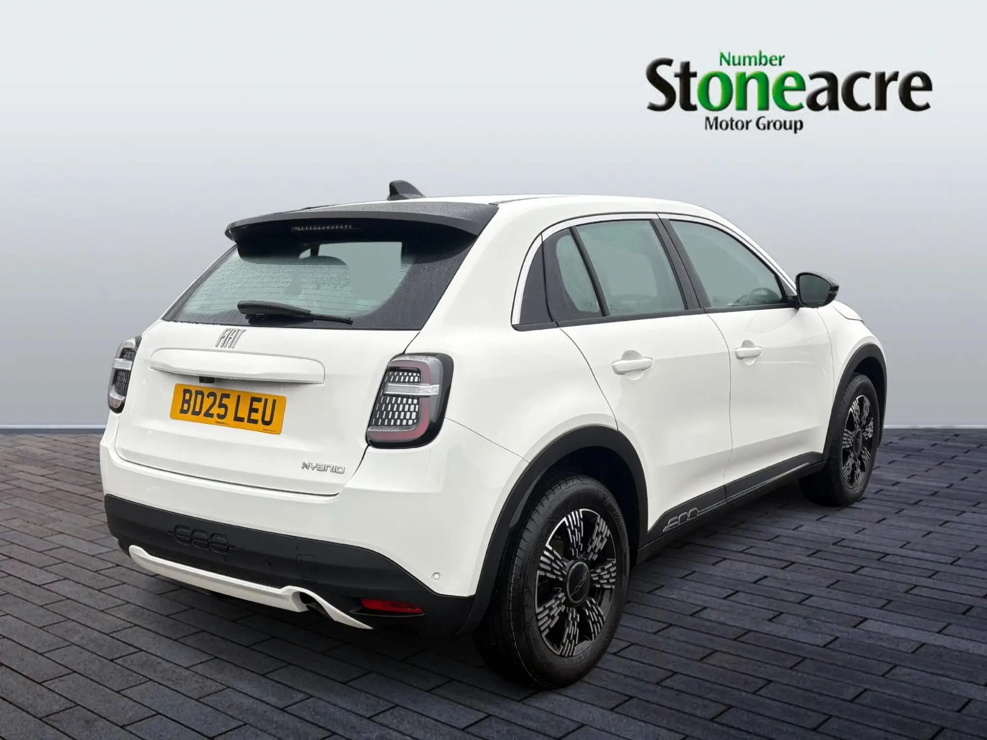 Fiat 600 1.2 MHEV e-DCT Euro 6 (s/s) 5dr BD25LEU Image 3