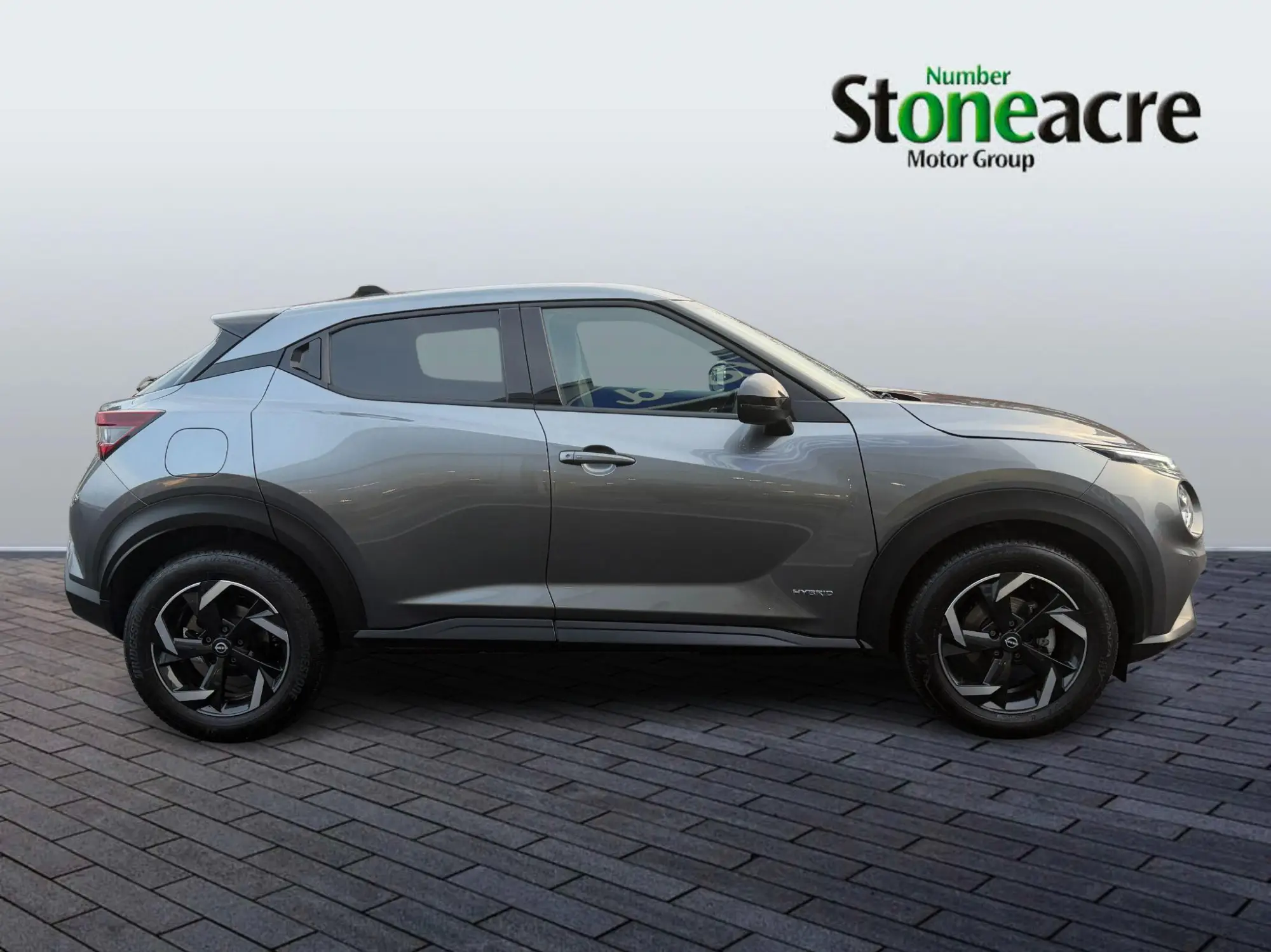 Nissan Juke Hybrid 1.6 N-Connecta Auto Euro 6 5dr J31ADC Image 2