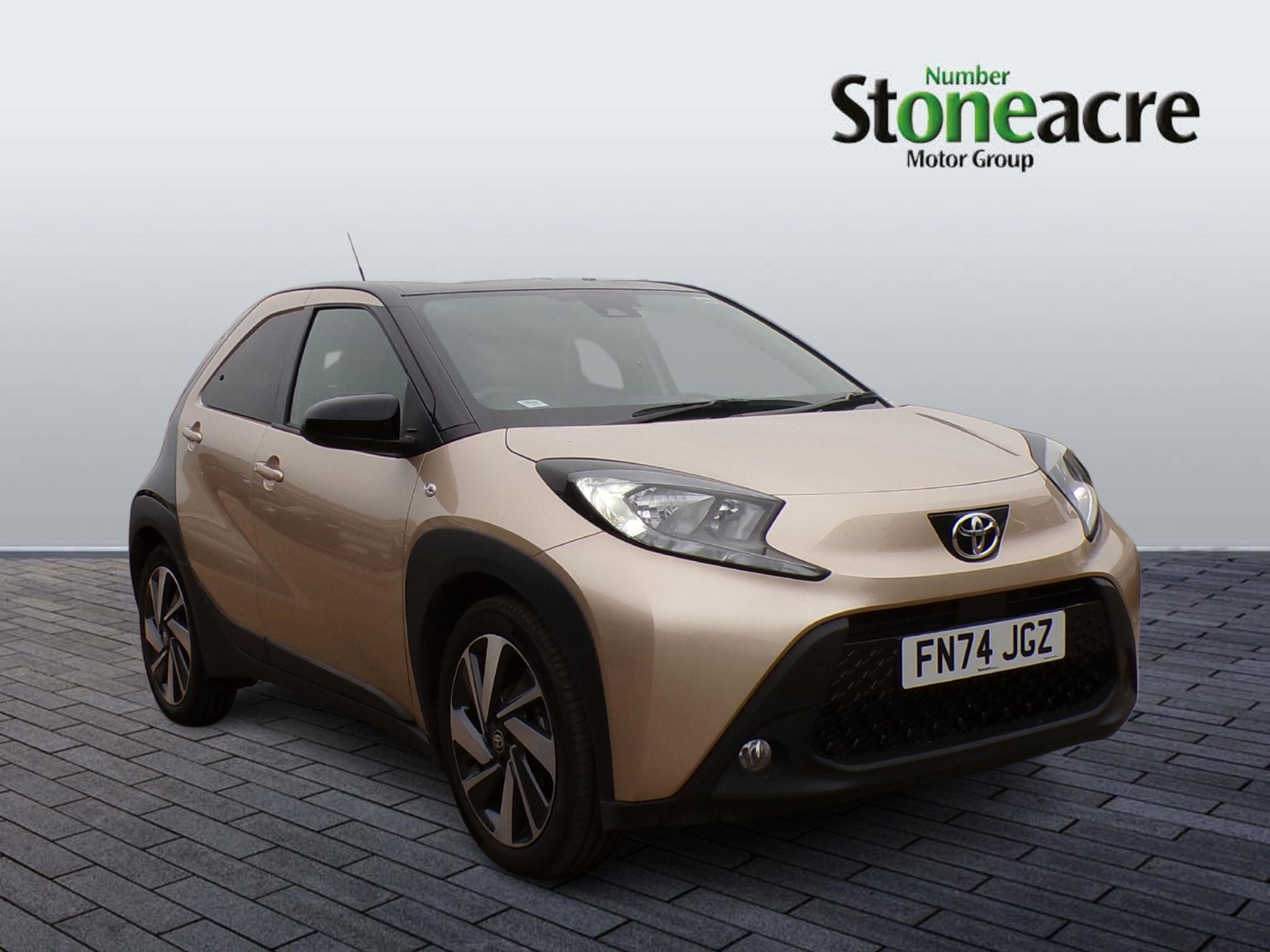 Toyota Aygo X 1.0 VVT-i Edge 5dr FN74JGZ Image 1