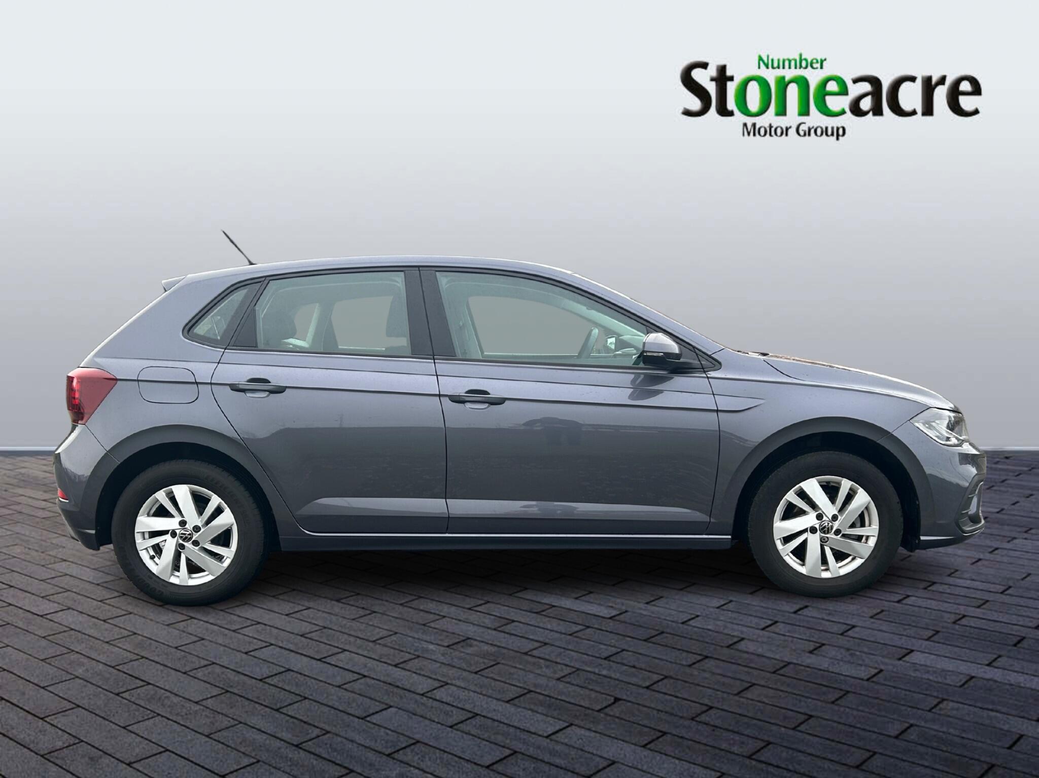 Volkswagen Polo 1.0 EVO Life Hatchback 5dr Petrol Manual Euro 6 (s/s) (80 ps) EO72VDX Image 2