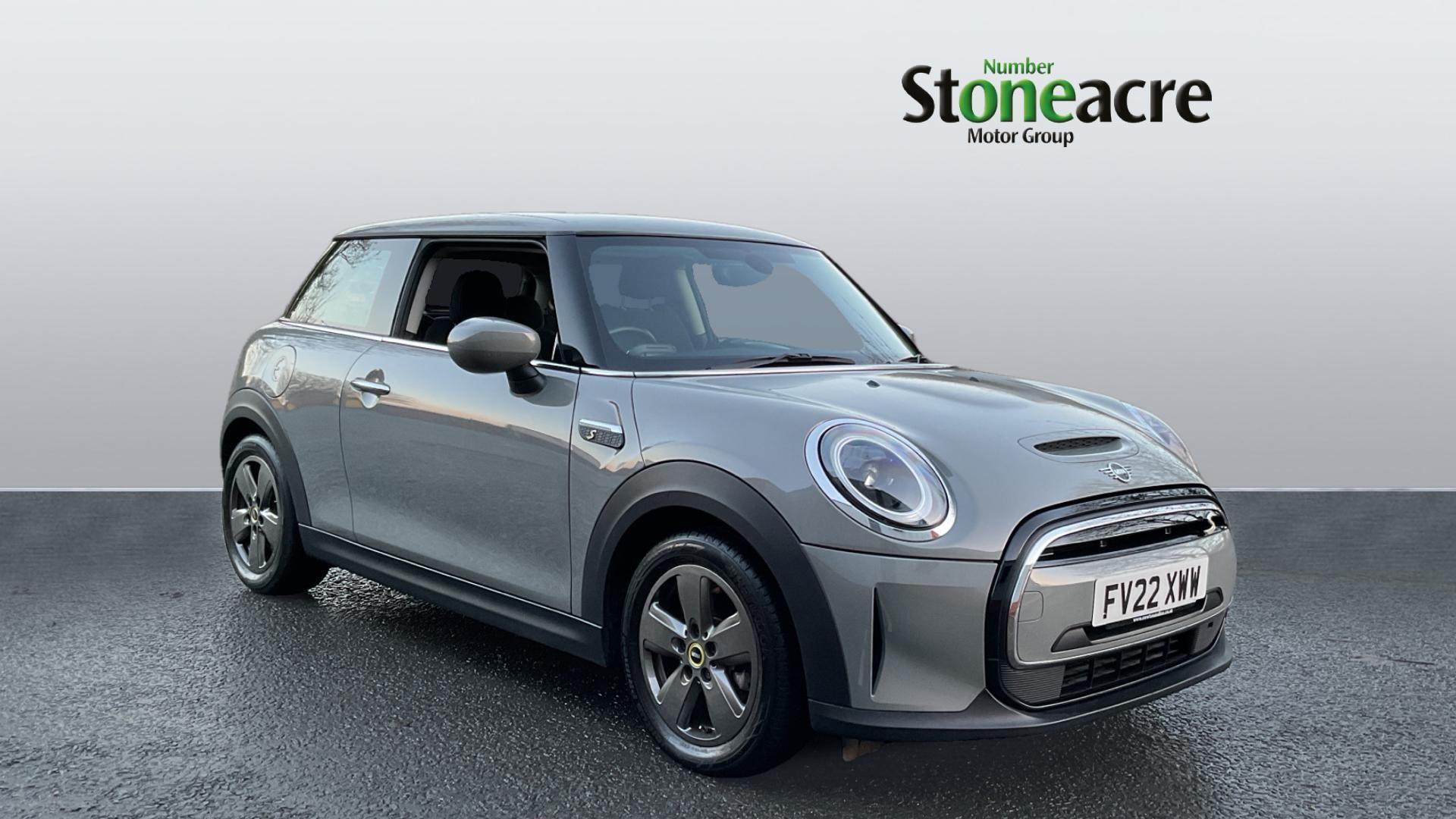 MINI Electric Hatch 32.6kWh Level 1 Auto 3dr FV22XWW Image 1