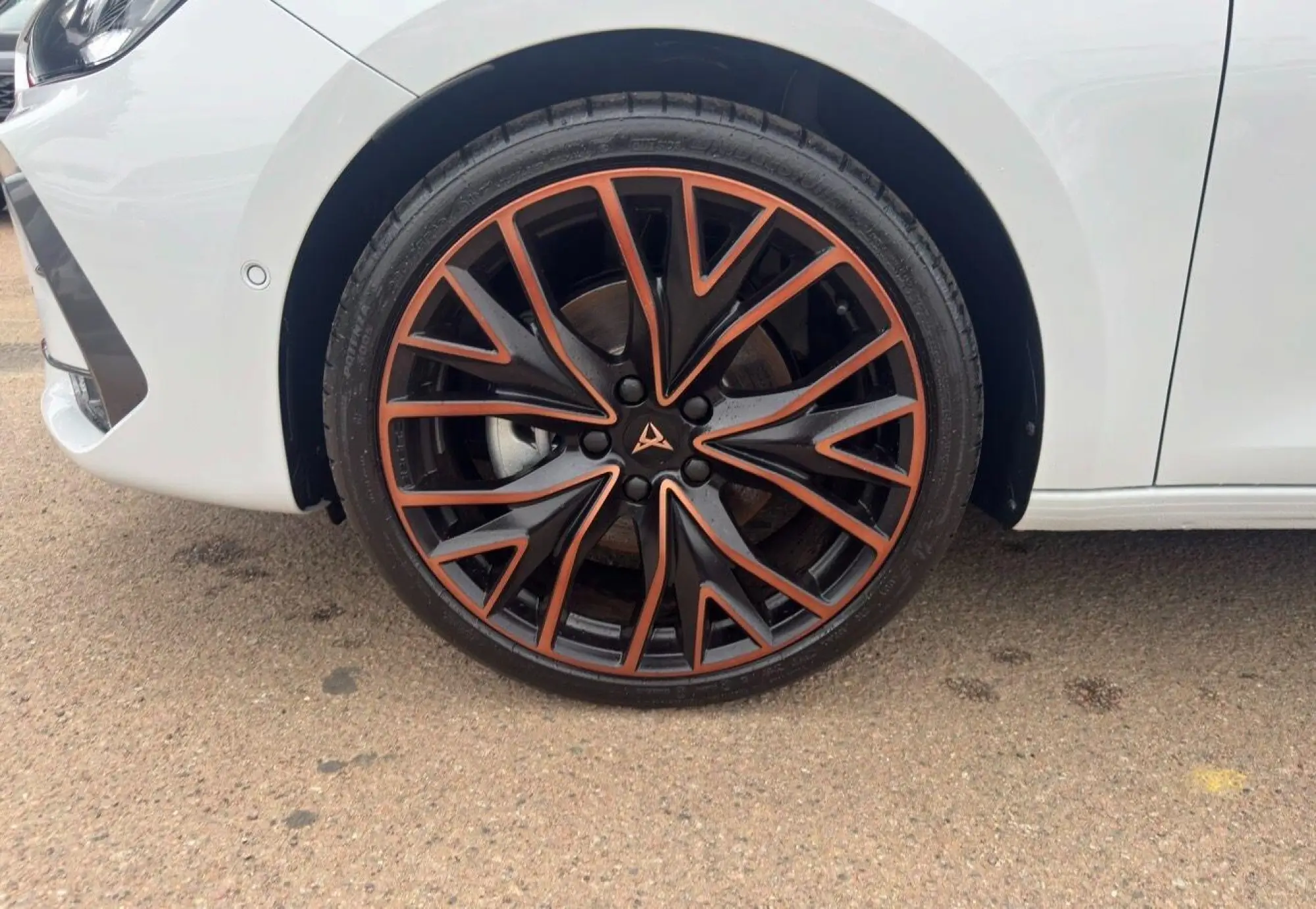 CUPRA Leon Image 9 CUPRA Leon Image 9