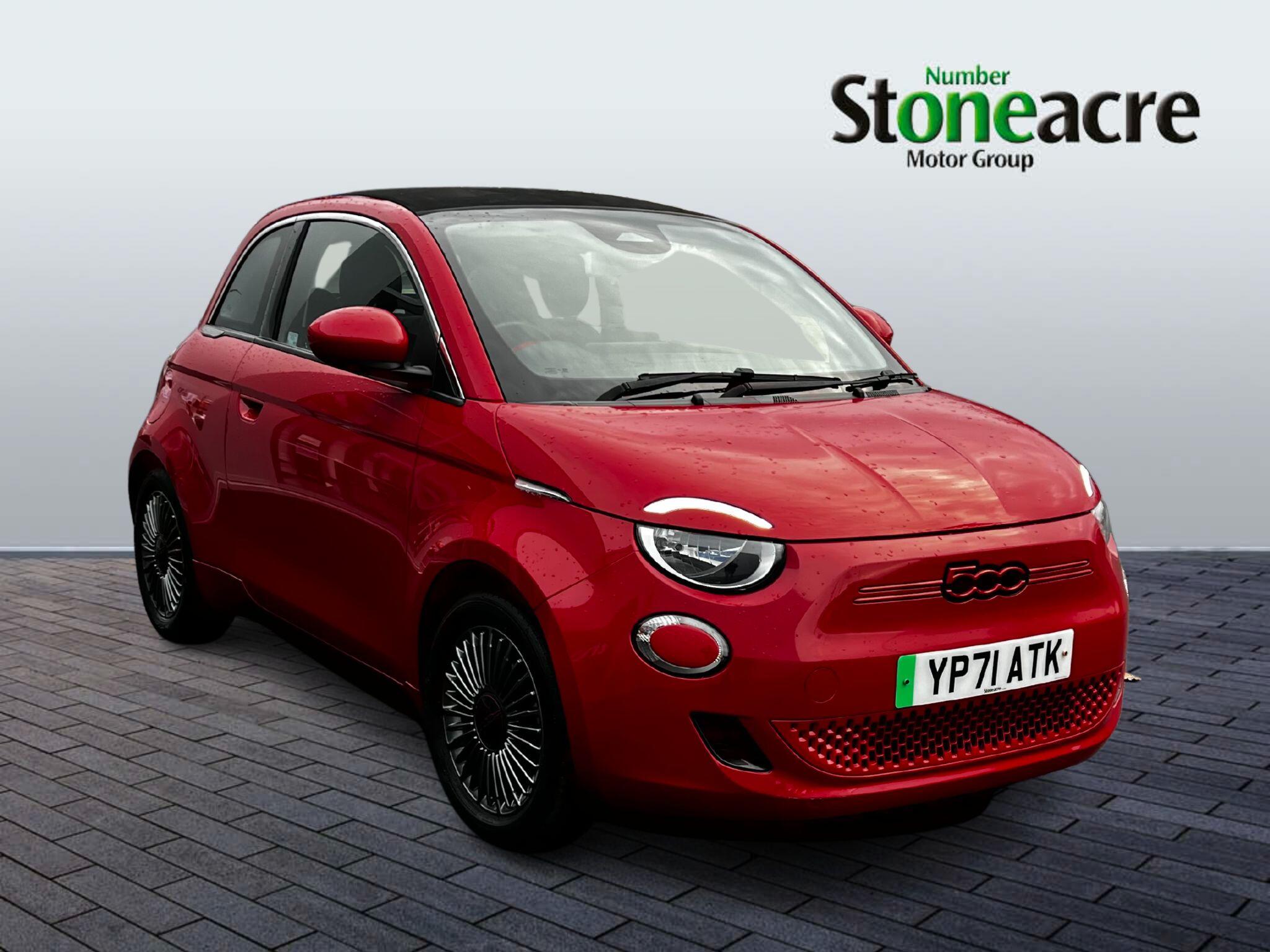 Fiat 500e C 87kW Red 42kWh 2dr Auto YP71ATK Image 1