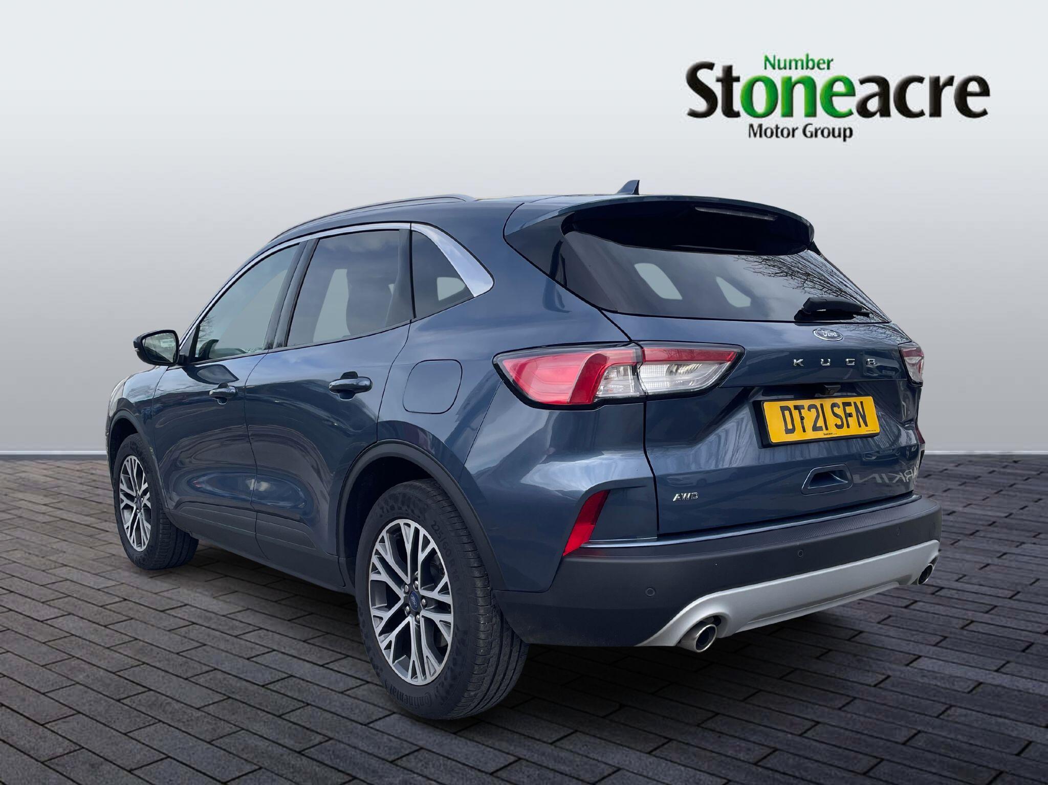 Ford Kuga 2.0 EcoBlue Titanium Edition Auto AWD Euro 6 (s/s) 5dr DT21SFN Image 3
