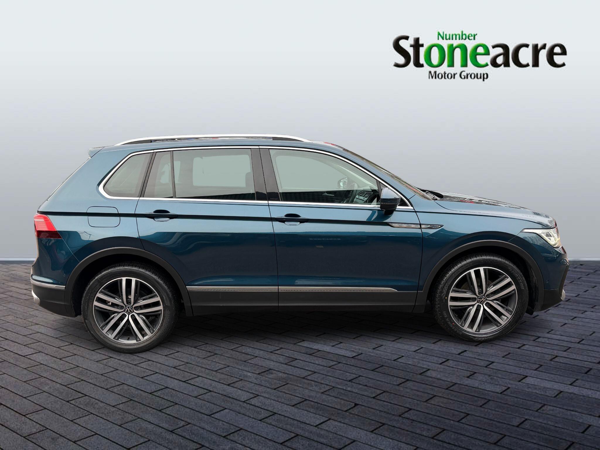 Volkswagen Tiguan 1.5 TSI Elegance DSG Euro 6 (s/s) 5dr AG21BXJ Image 2