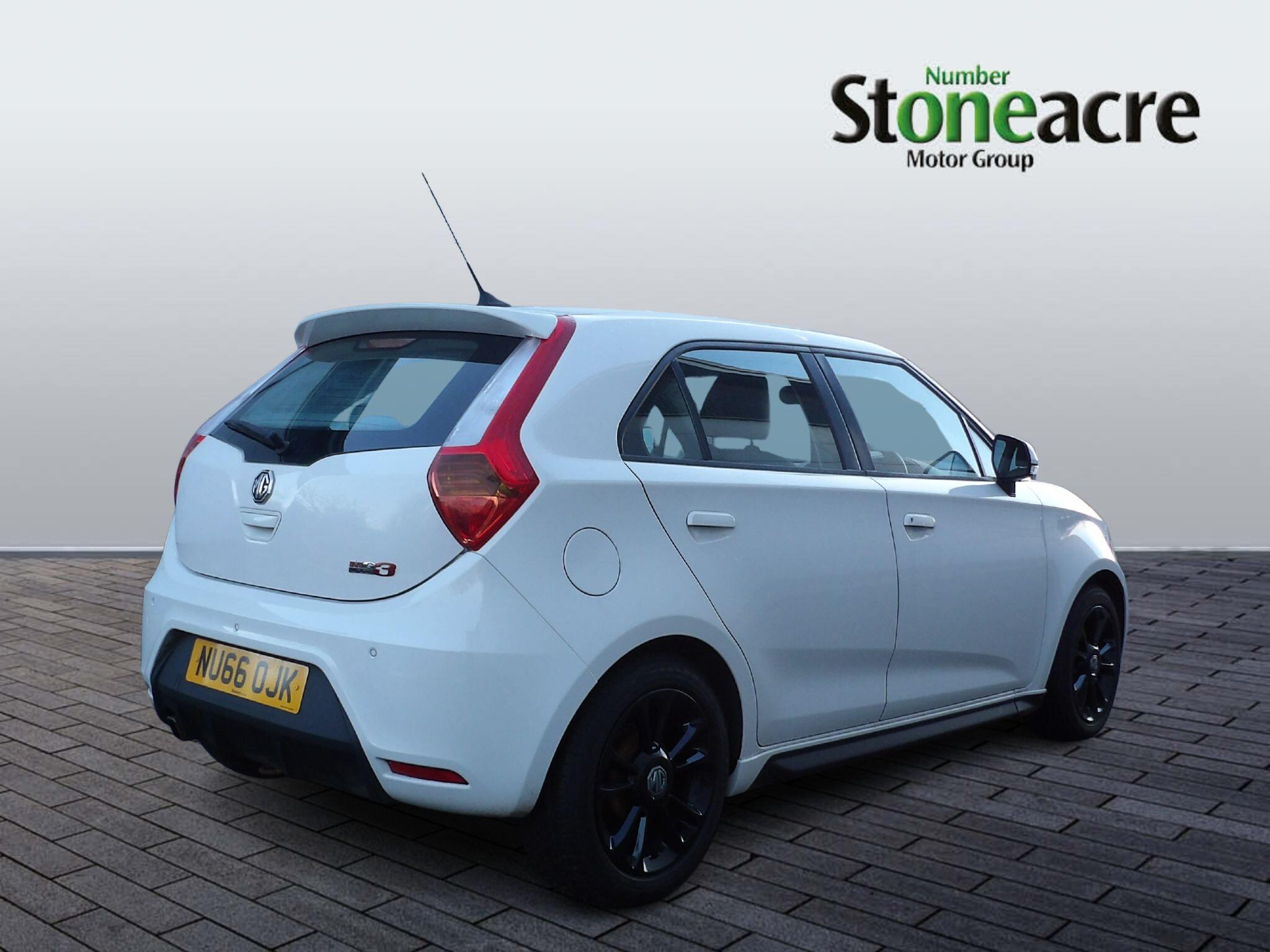 MG 3 1.5 VTi-TECH 3Style Lux 5dr [Start Stop] NU66OJK Image 3