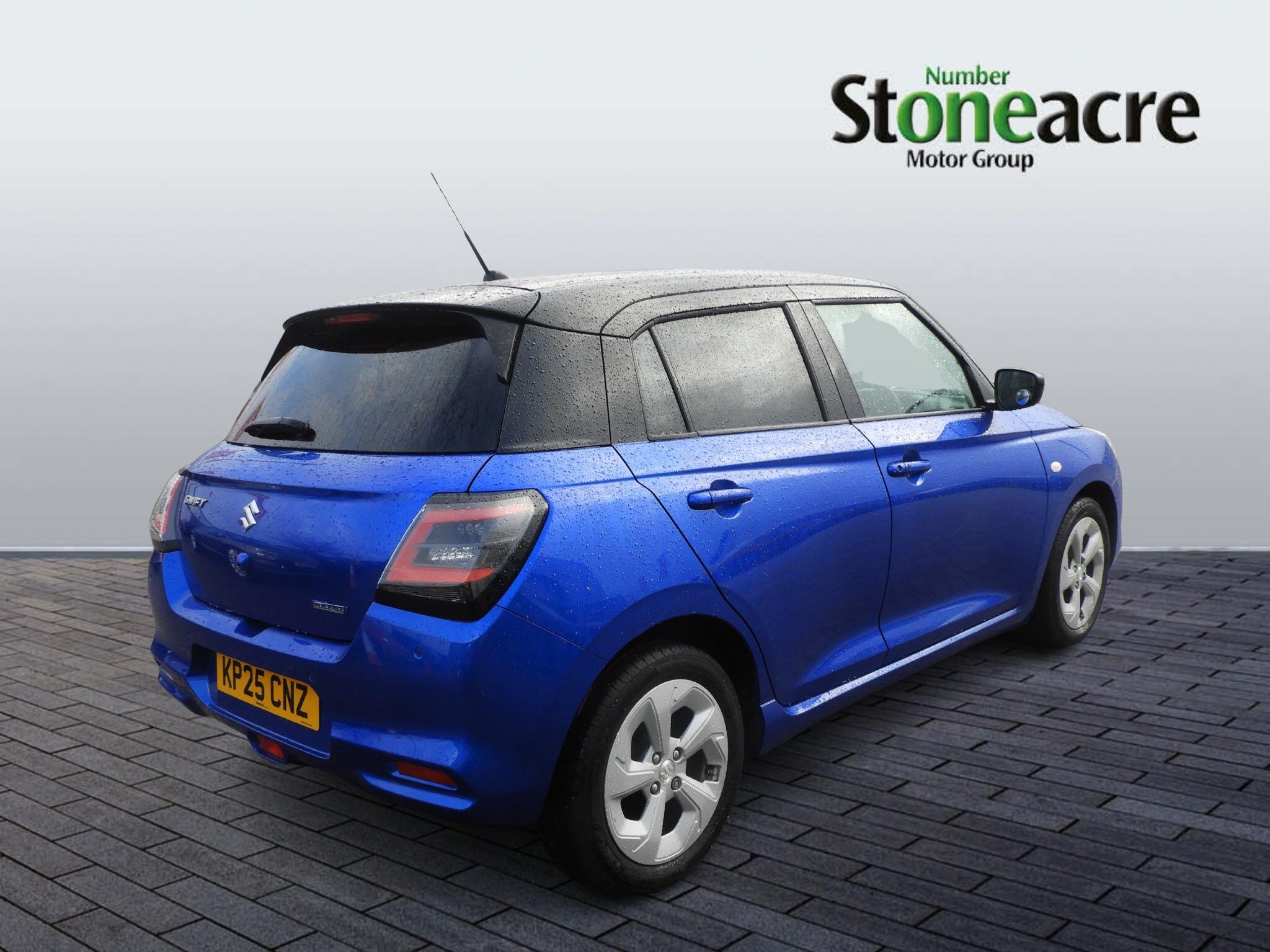 Suzuki Swift 1.2 MHEV Motion Euro 6 (s/s) 5dr KP25CNZ Image 3