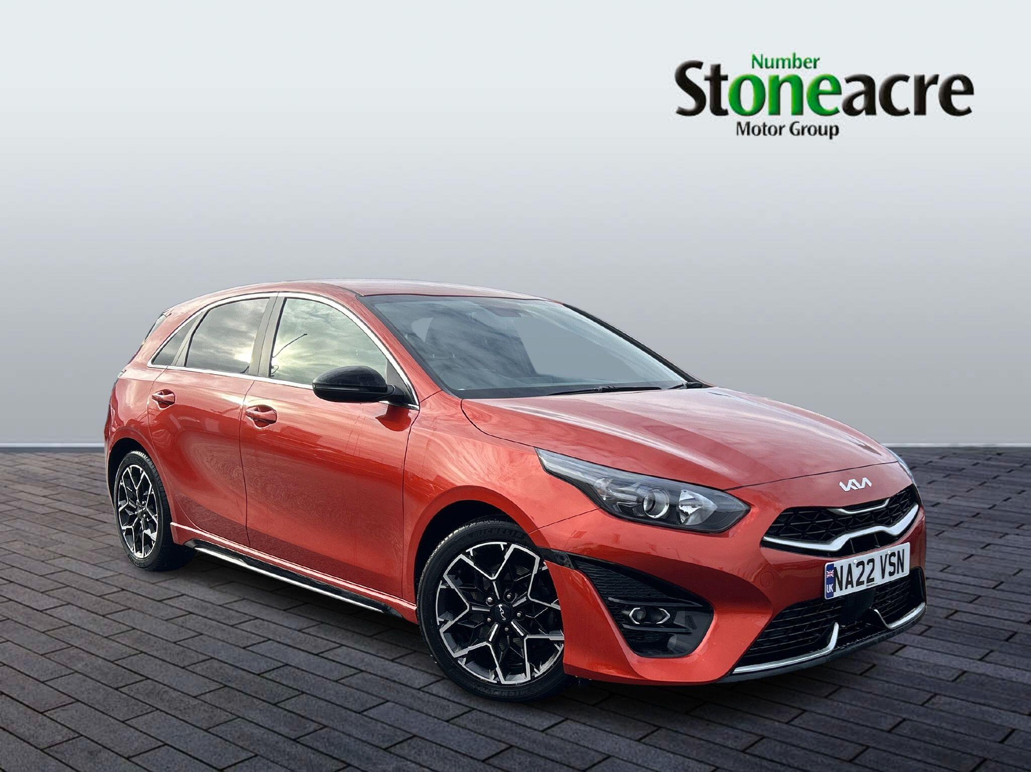 Kia Ceed 1.5T GDi ISG GT-Line 5dr NA22VSN Image 1